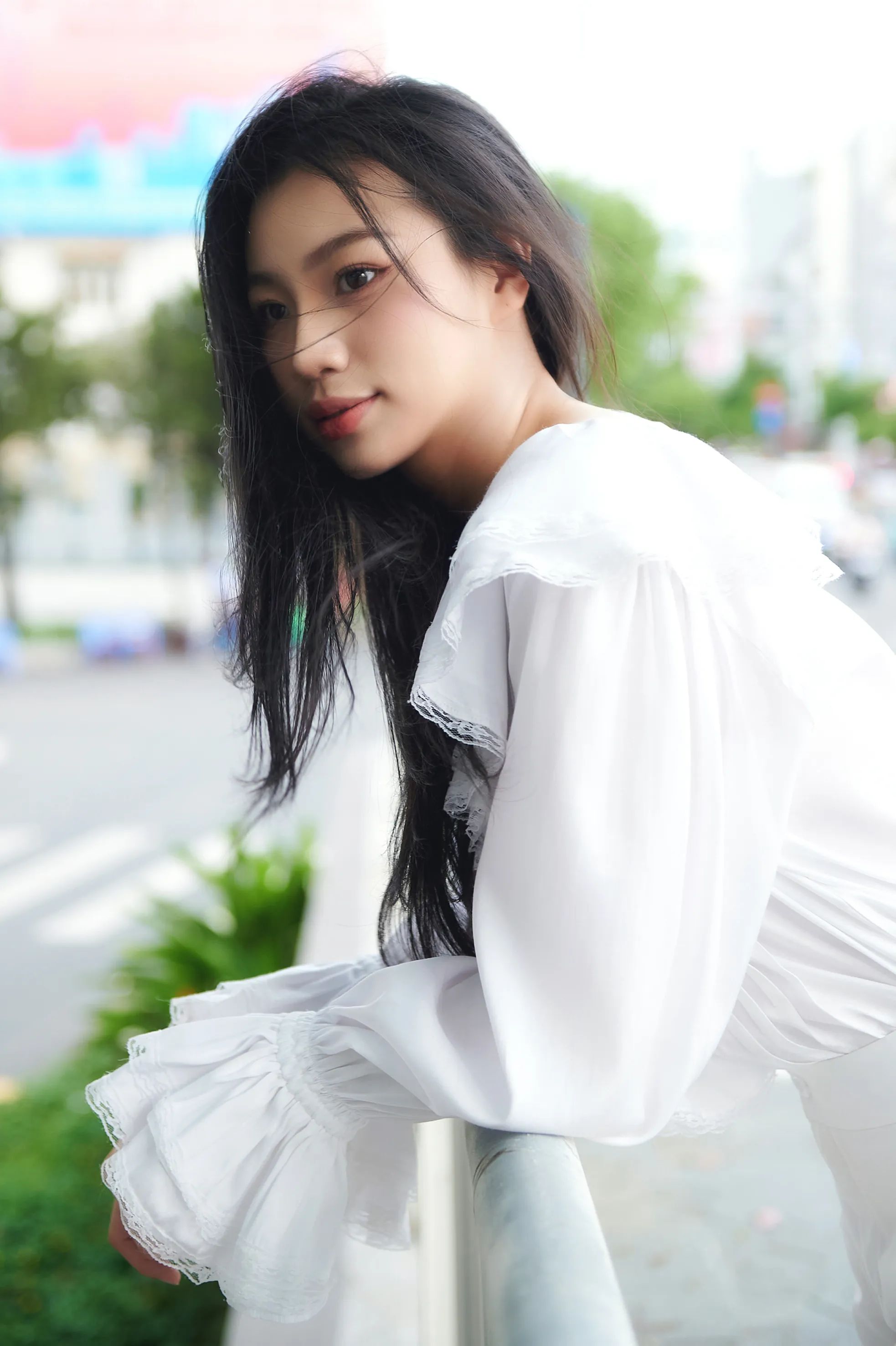Tuổi thơ chăn trâu, tập catwalk ngoài ruộng của thí sinh Huyền Cơ ở Hoa hậu Việt Nam ảnh 5