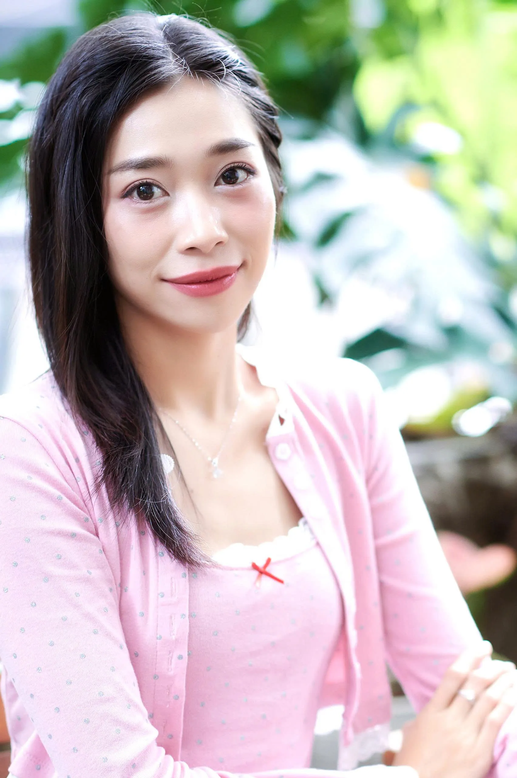 Diễn viên phim 18+ về hồ Đá tử thần: 'Tôi bị chê diễn trông kịch, làm lố' ảnh 1