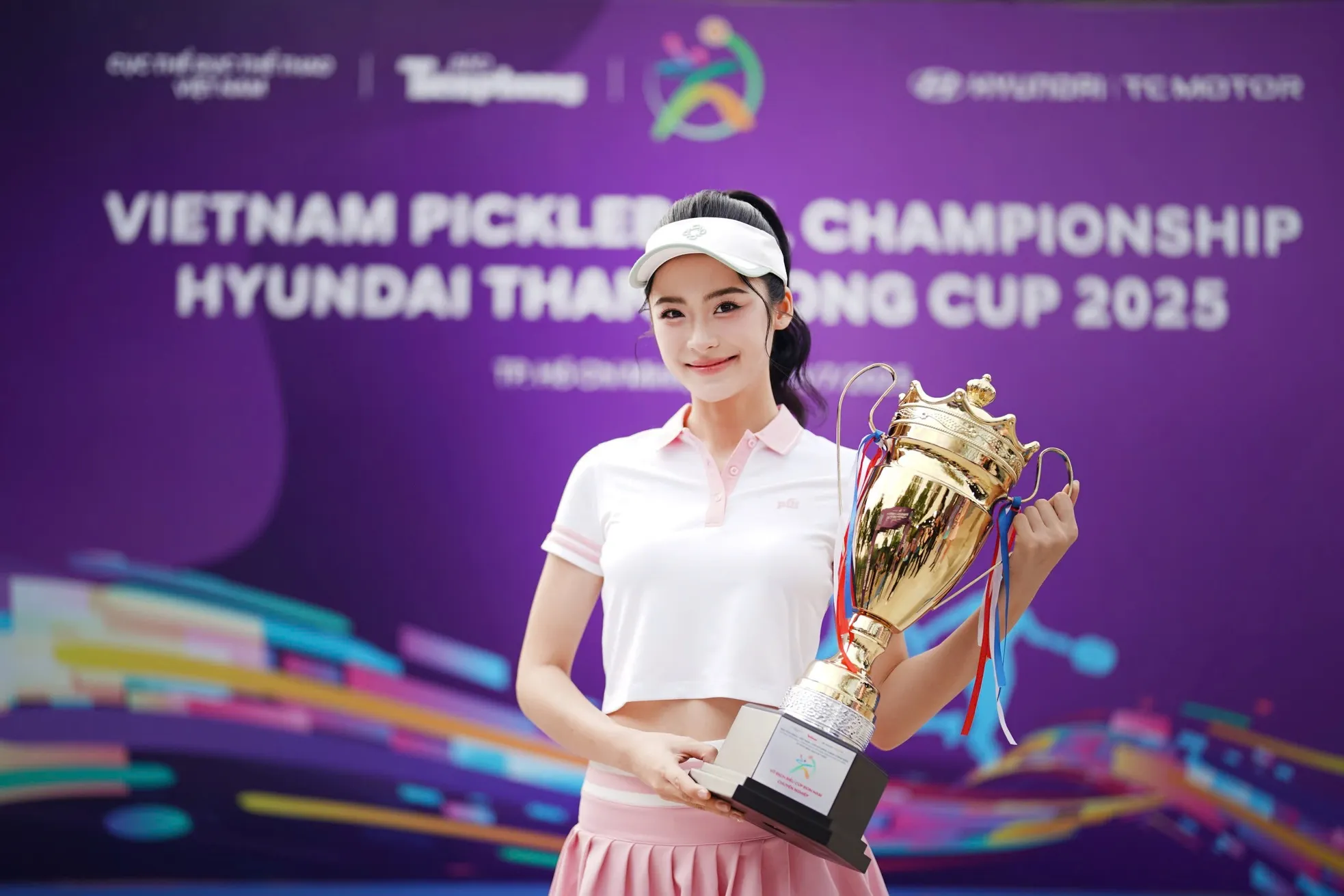 Sắc vóc Hoa hậu Hà Trúc Linh tại lễ khai mạc Giải Pickleball Việt Nam ảnh 12