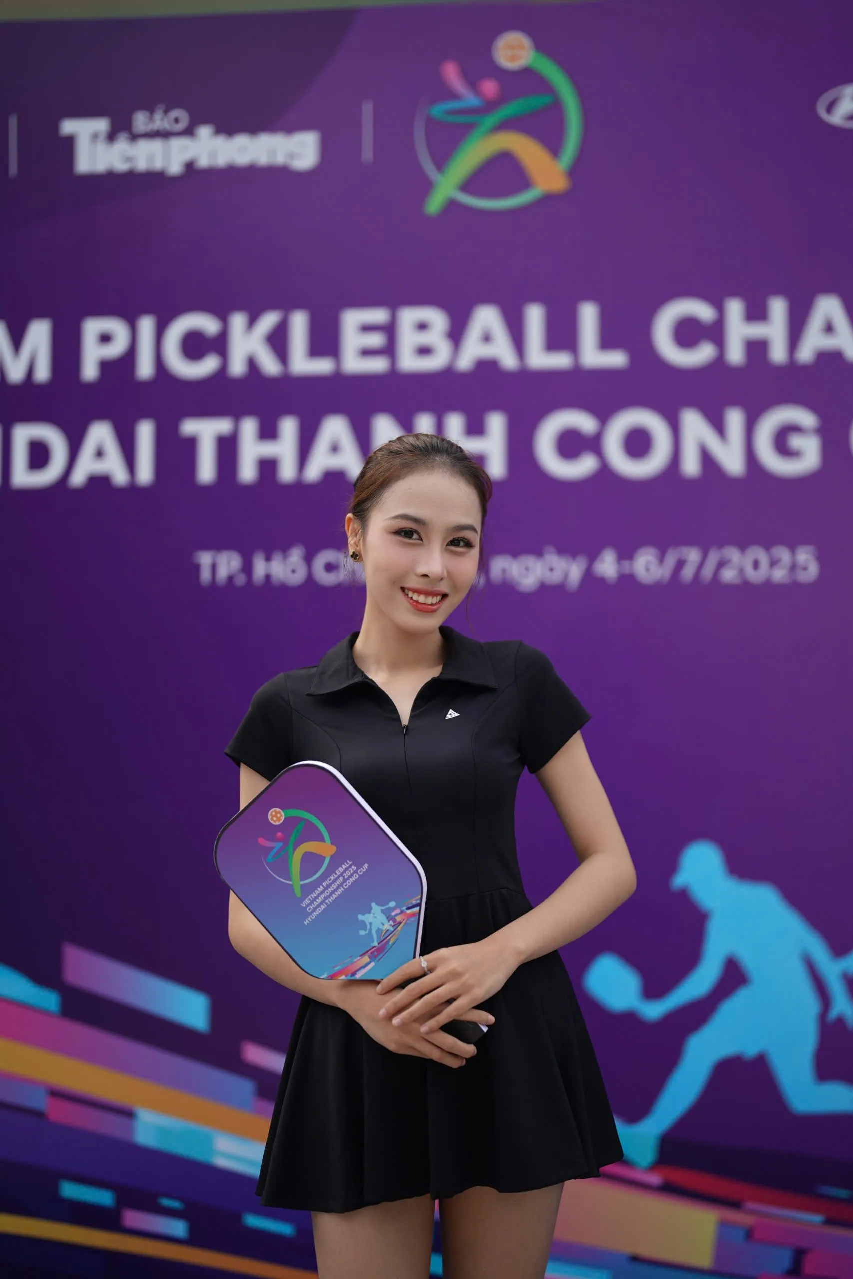 Đỗ Thị Hà, Ngọc Hằng căng thẳng trên sân ở Giải Vô địch Pickleball Việt Nam 2025 ảnh 5