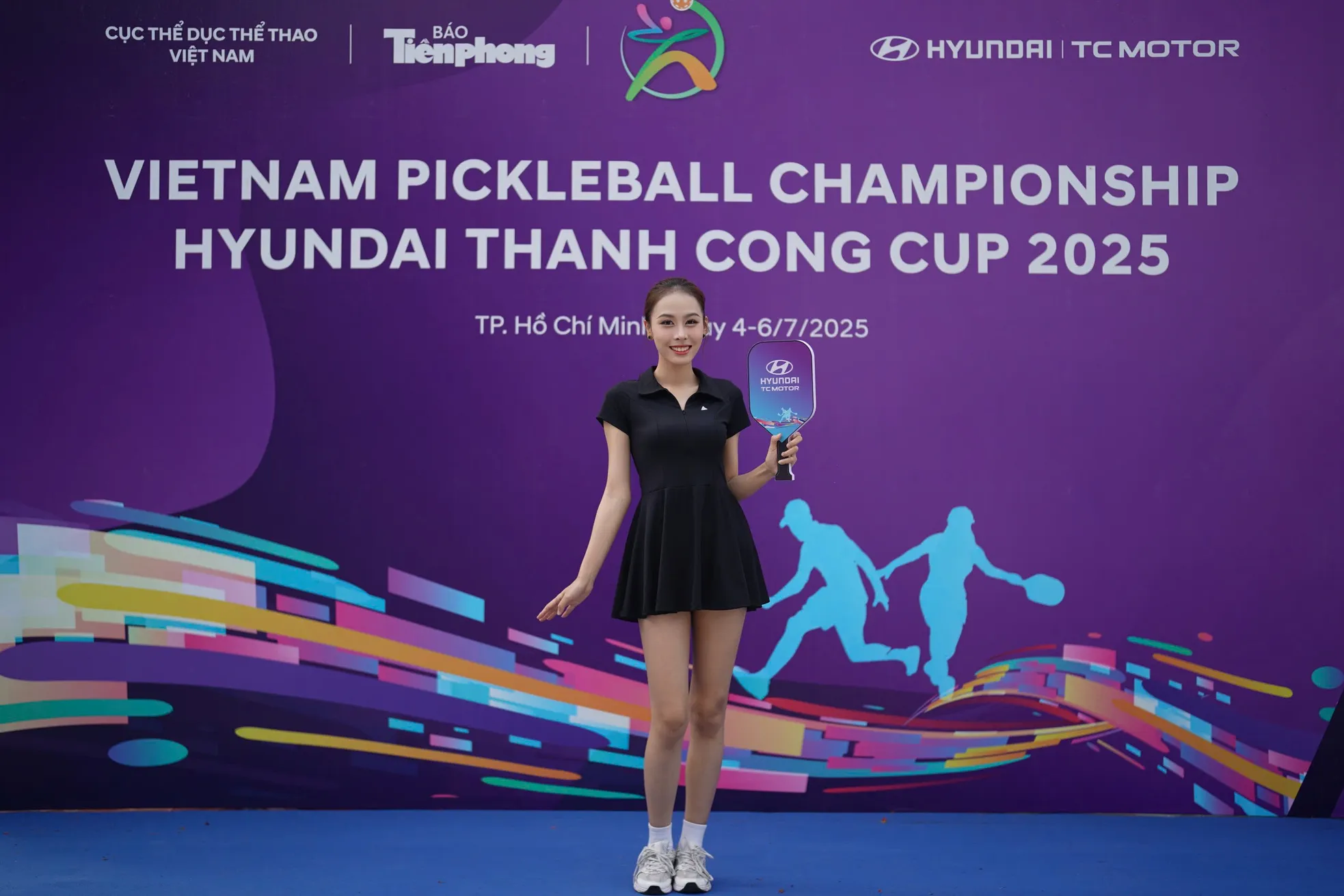 Đỗ Thị Hà, Ngọc Hằng căng thẳng trên sân ở Giải Vô địch Pickleball Việt Nam 2025 ảnh 4