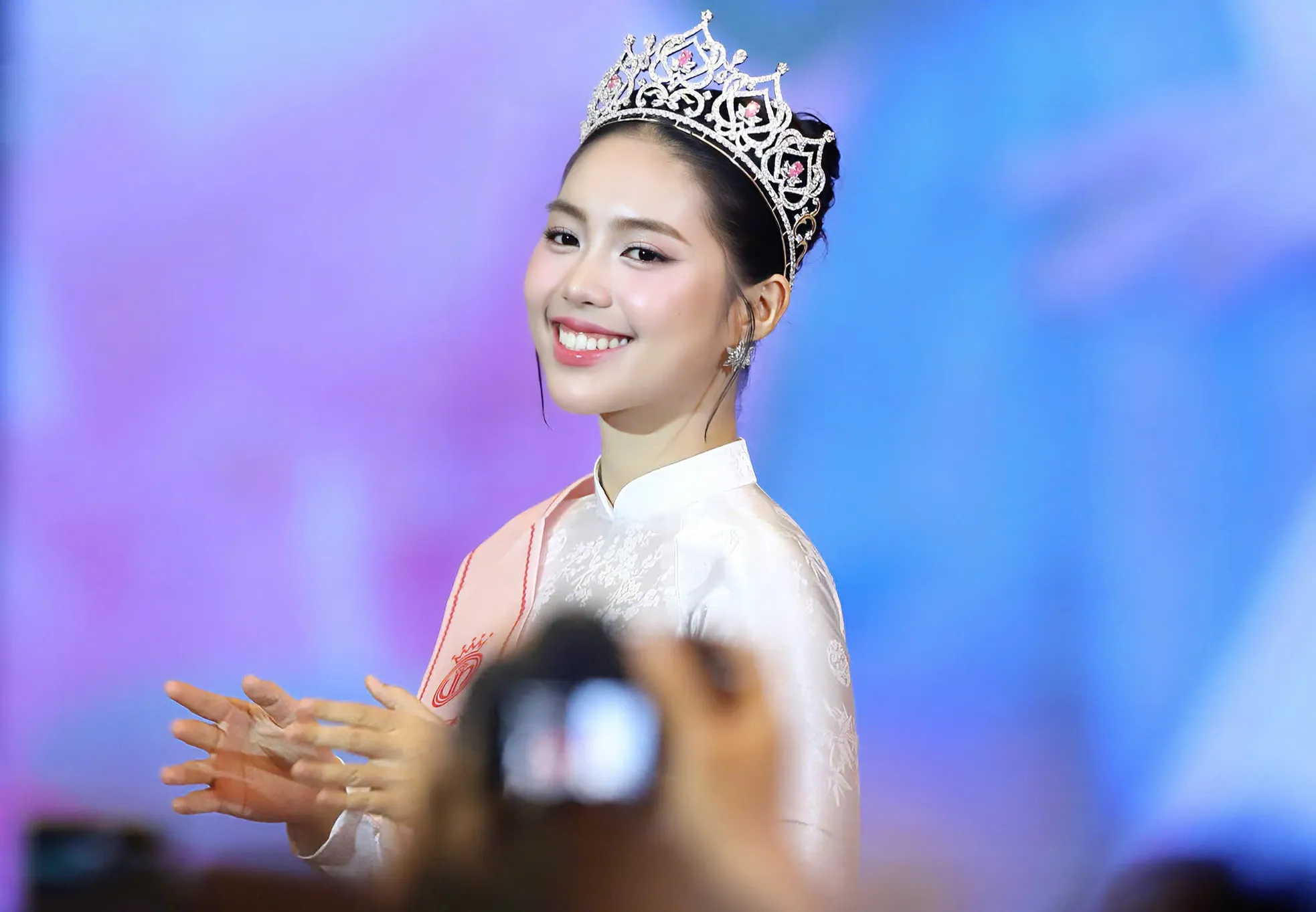 Hoa hậu Hà Trúc Linh: 'Sức mạnh nội tại giúp ta vượt qua thử thách' ảnh 5