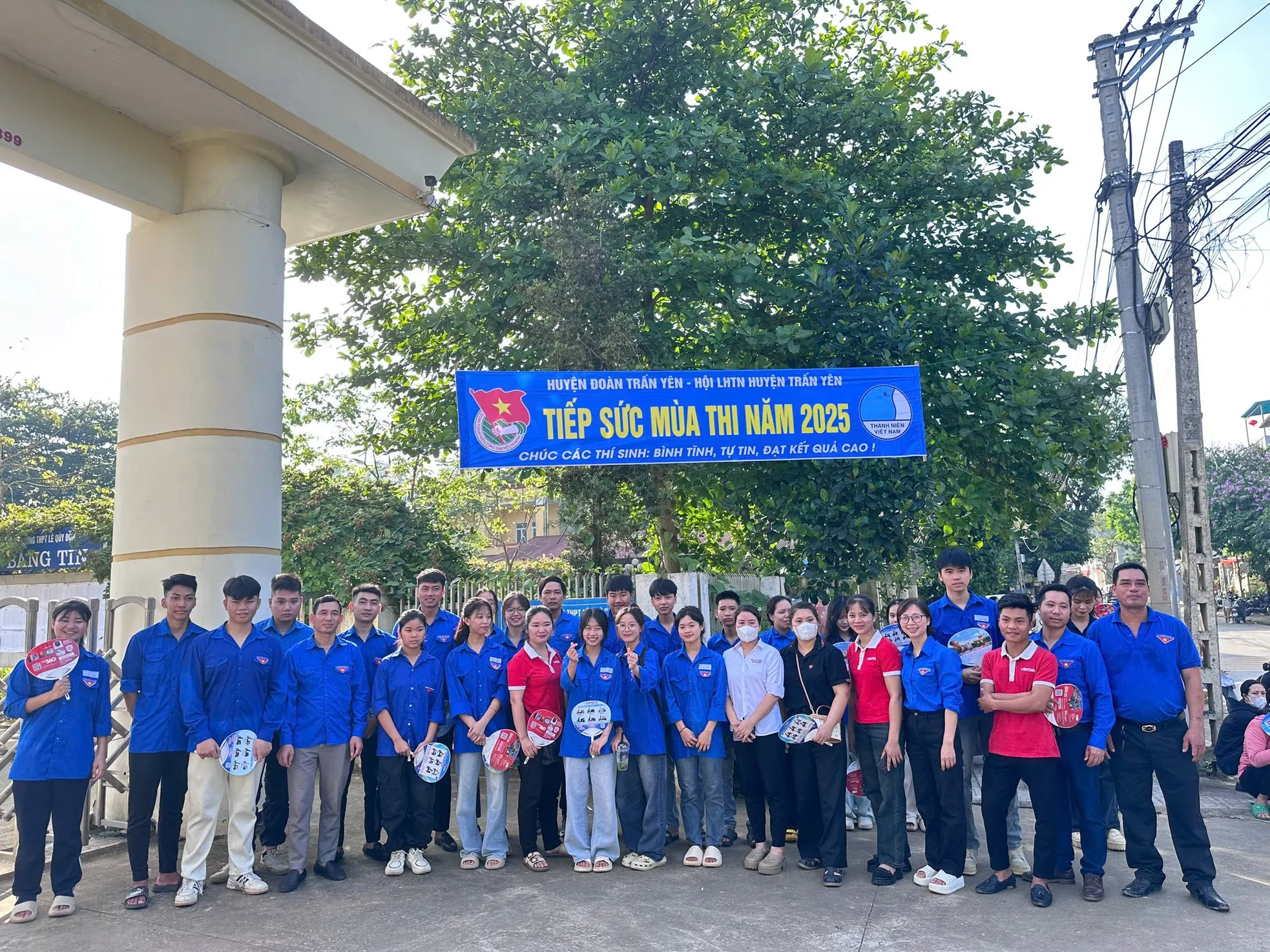 Tỉnh Đoàn Yên Bái, Lào Cai ra quân tiếp sức mùa thi ảnh 4