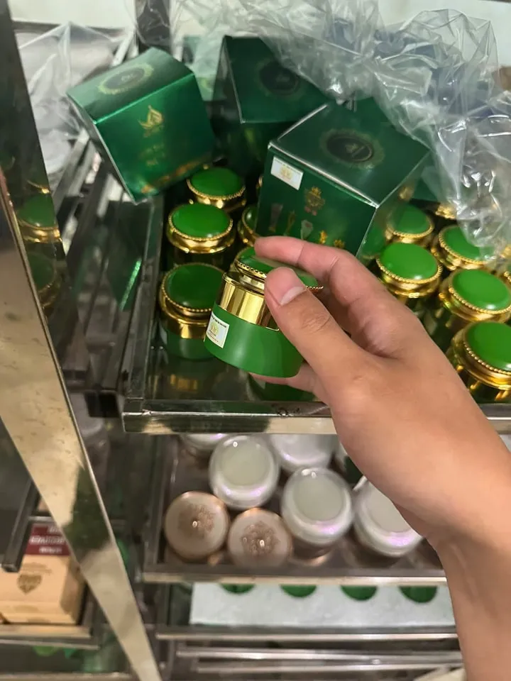 Khởi tố vụ án sản xuất hơn 22.000 sản phẩm mỹ phẩm trái phép ảnh 4