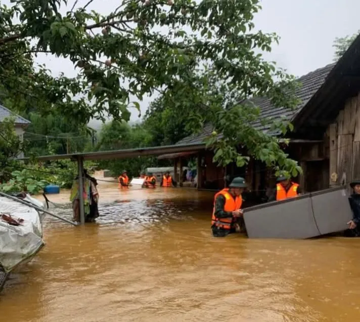 Mưa gây ngập sâu tại Lai Châu ảnh 9