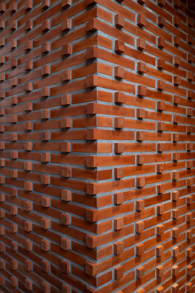 Độc đáo ngôi nhà phố với kiểu mái nhà sóng biển ảnh 14