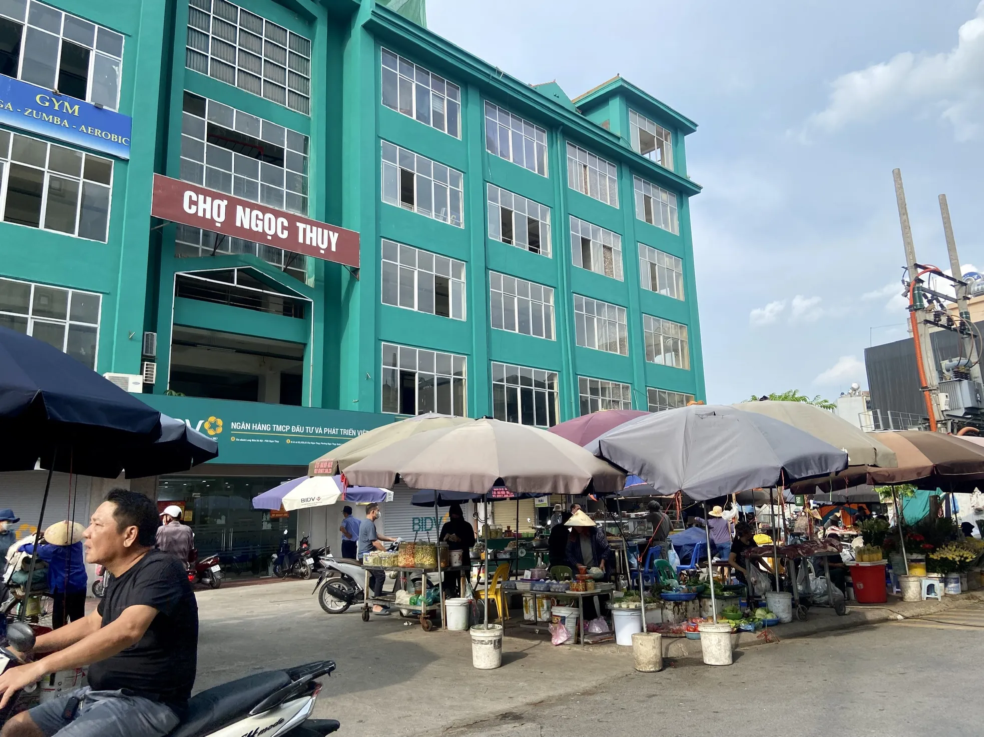 Hà Nội: Lãng phí khu chợ khang trang 5 tầng nhưng 4 tầng để không ảnh 21