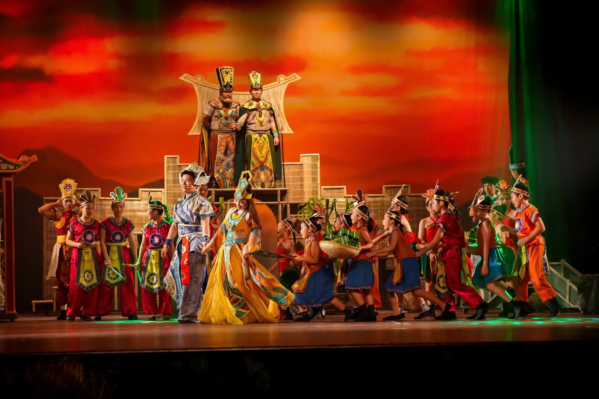 'The Enchanted Crossbow' của Victoria School toả sáng tại Danaff III - Biểu tượng của một Đà Nẵng mới ảnh 2