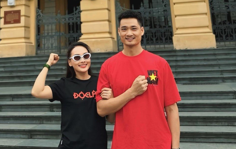 Nghệ sĩ nghỉ lễ 30/4 ảnh 6