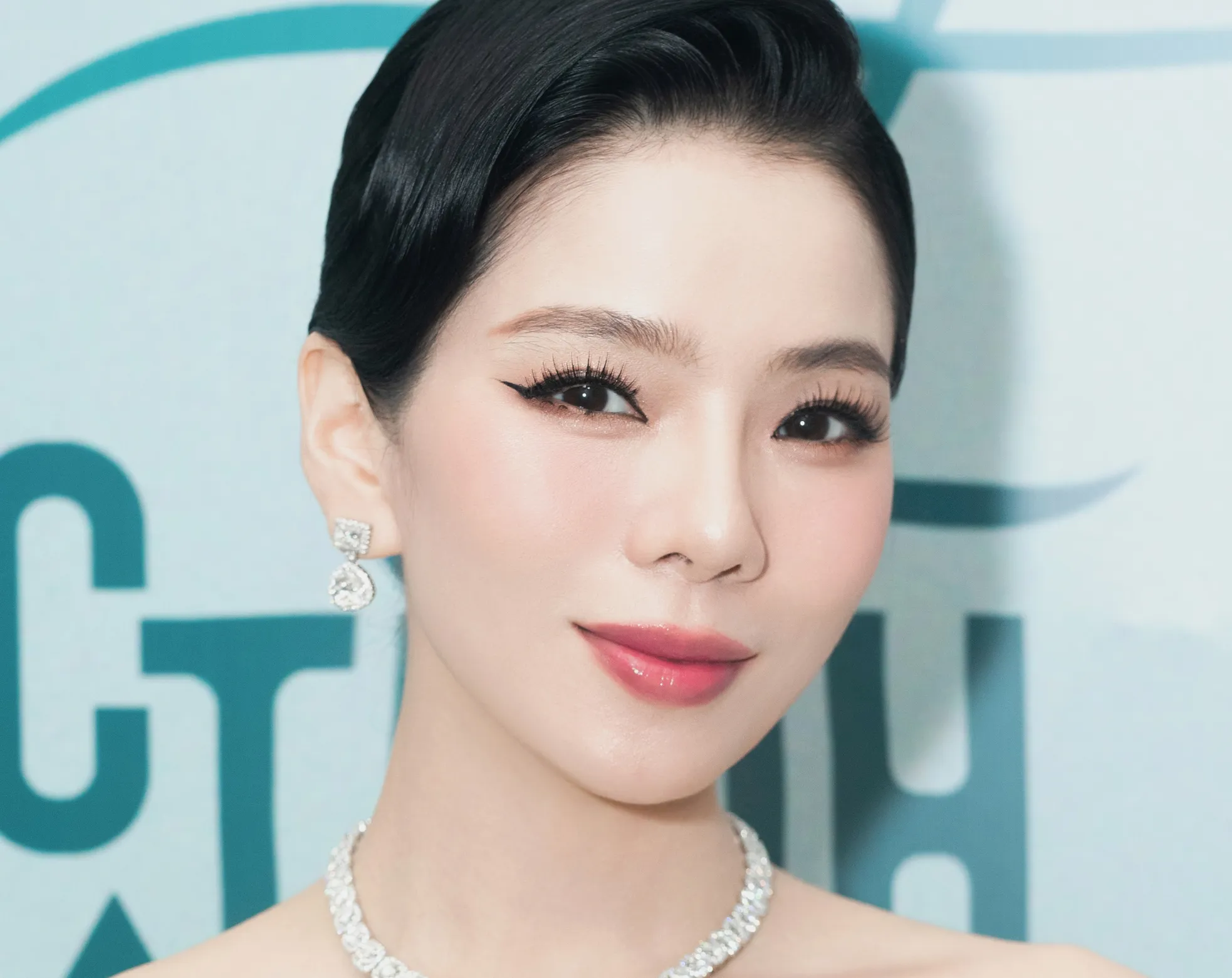 Lệ Quyên muốn tìm đối thủ hát được cả nhạc trẻ và bolero như mình ảnh 2
