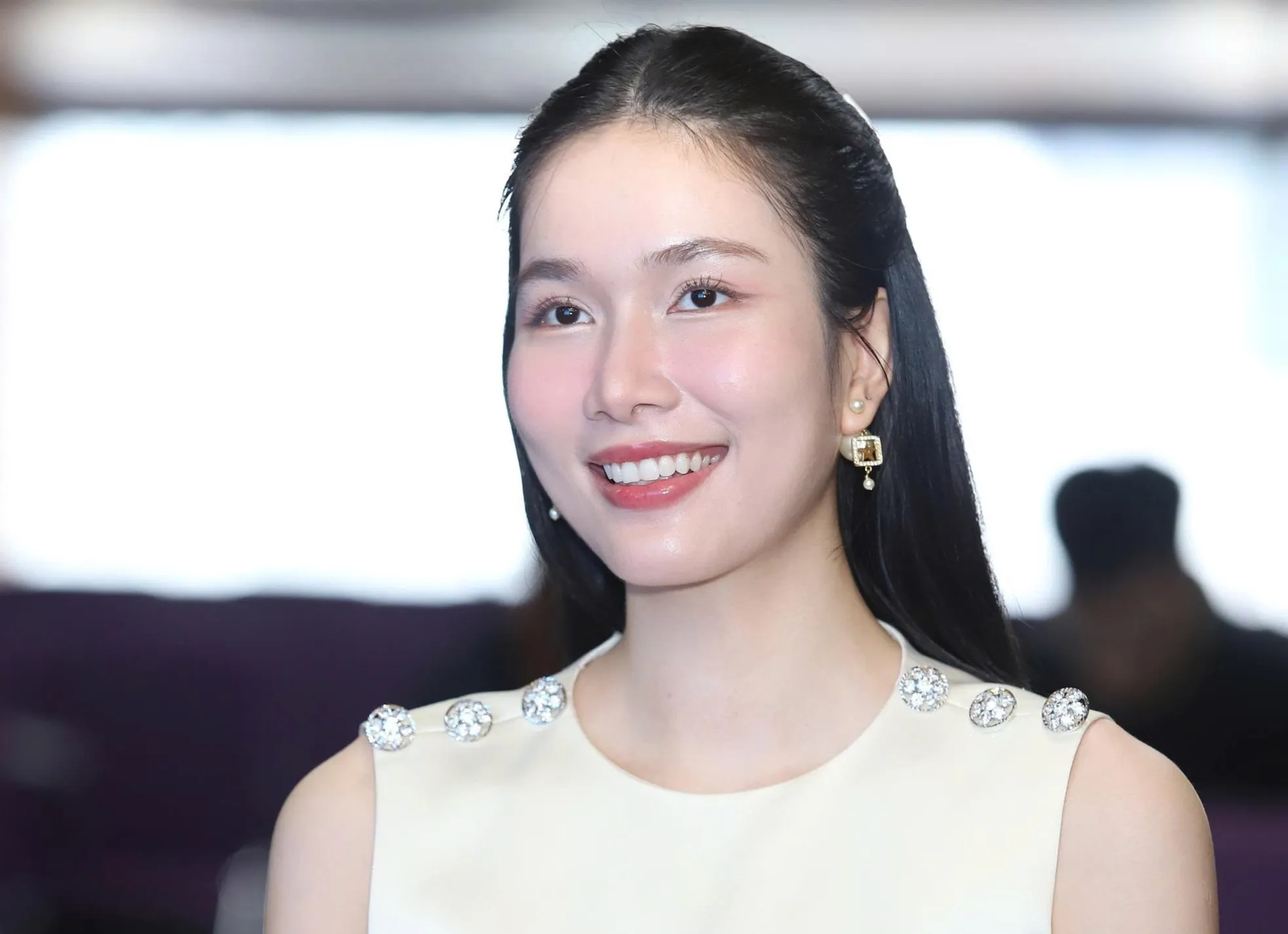 Á hậu Phương Anh, nhạc sĩ Nguyễn Văn Chung bàn về drama trên mạng ảnh 3