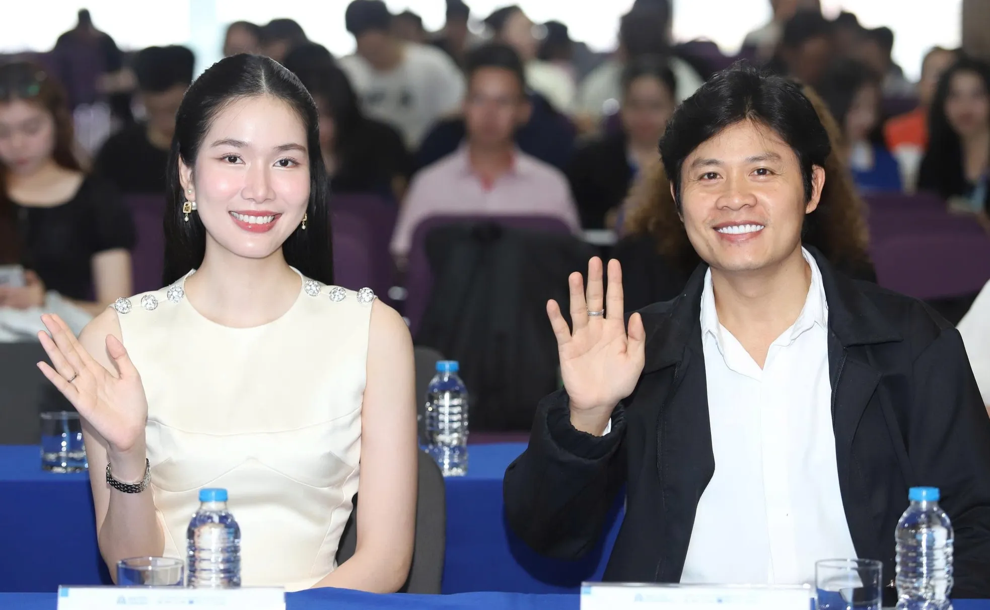 Á hậu Phương Anh, nhạc sĩ Nguyễn Văn Chung bàn về drama trên mạng ảnh 4