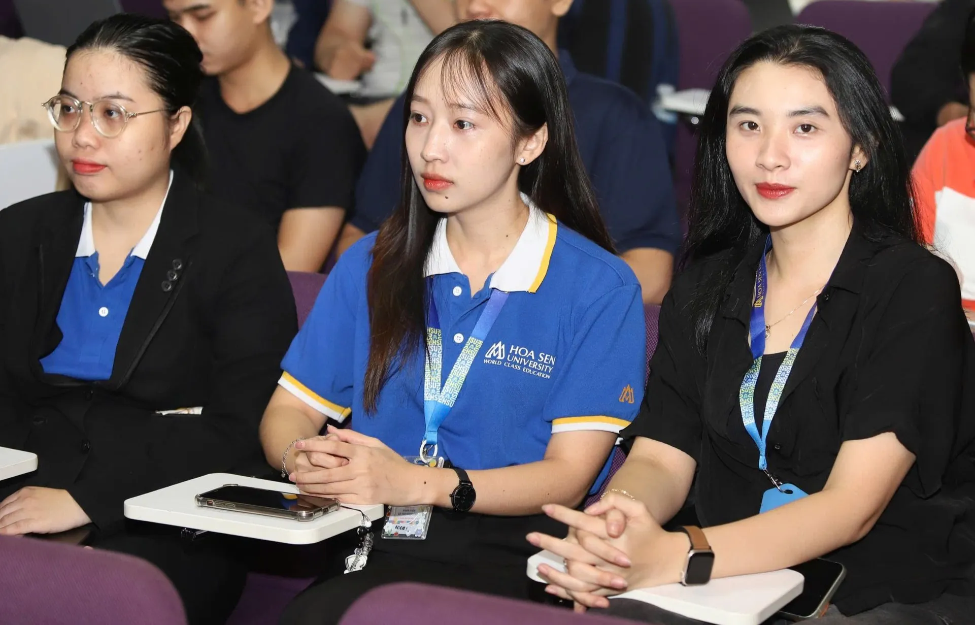 Á hậu Phương Anh, nhạc sĩ Nguyễn Văn Chung bàn về drama trên mạng ảnh 6