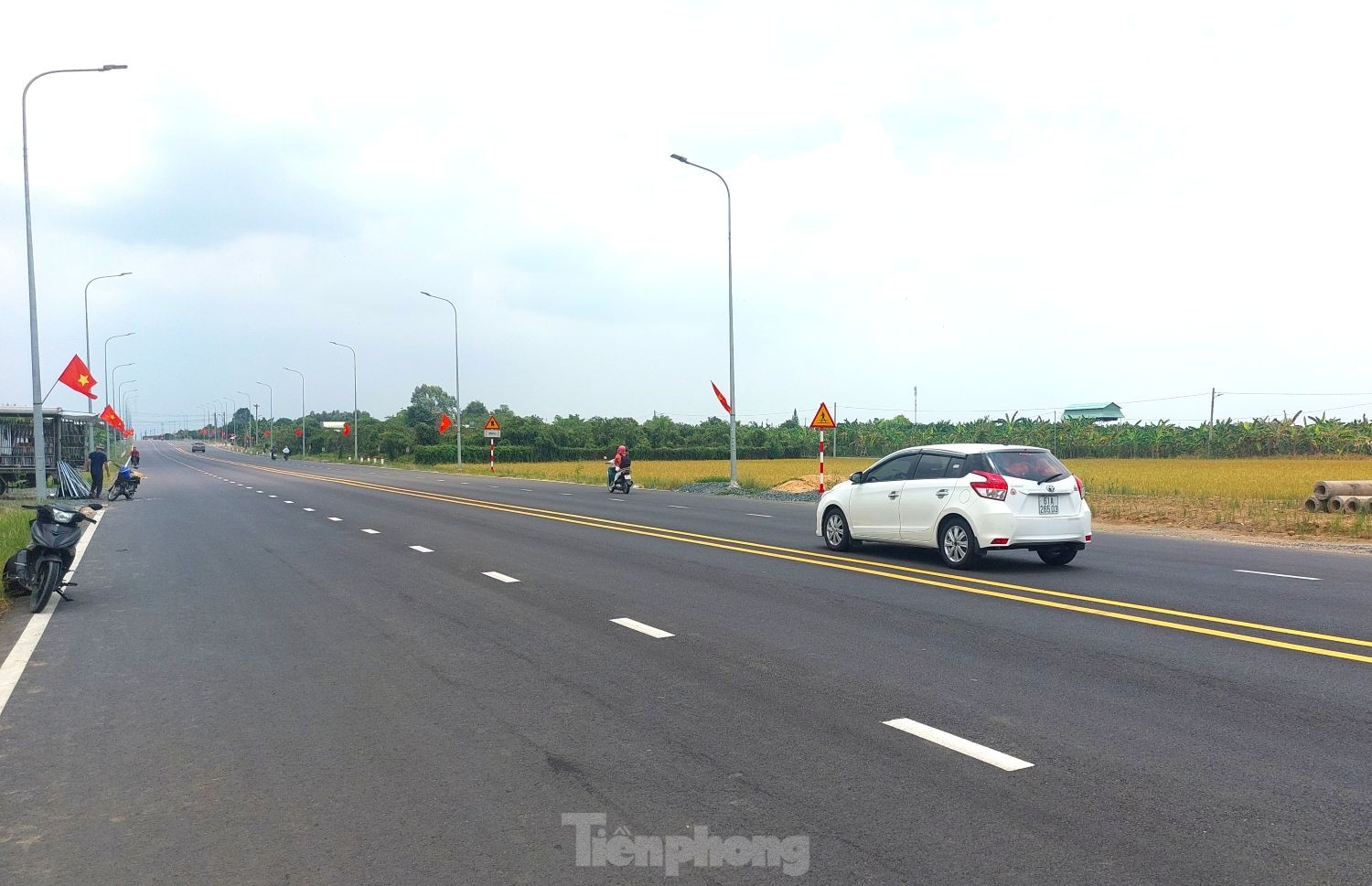 Ngắm đường dẫn cầu vượt sông nối Bình Dương và Đồng Nai từ trên cao ảnh 16