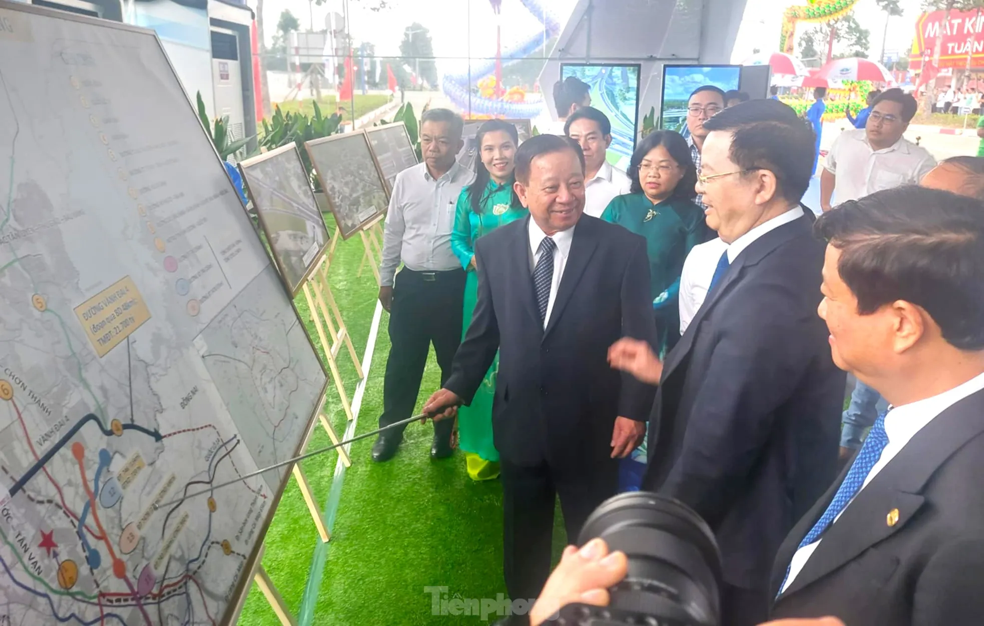 Hình ảnh cầu, đường nghìn tỉ kết nối vùng trước ngày Bình Dương về với TPHCM ảnh 14