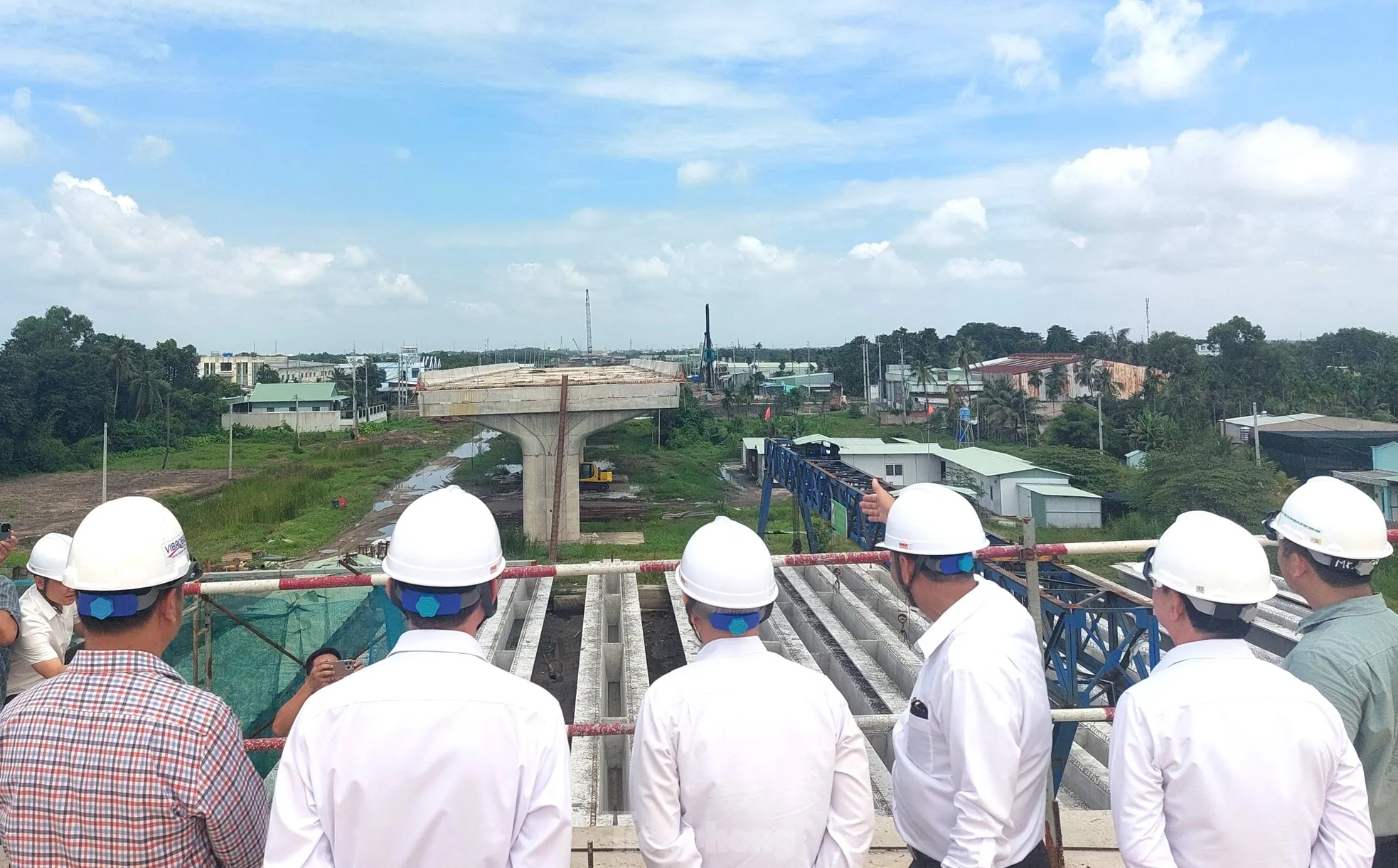 Hình ảnh cầu, đường nghìn tỉ kết nối vùng trước ngày Bình Dương về với TPHCM ảnh 8
