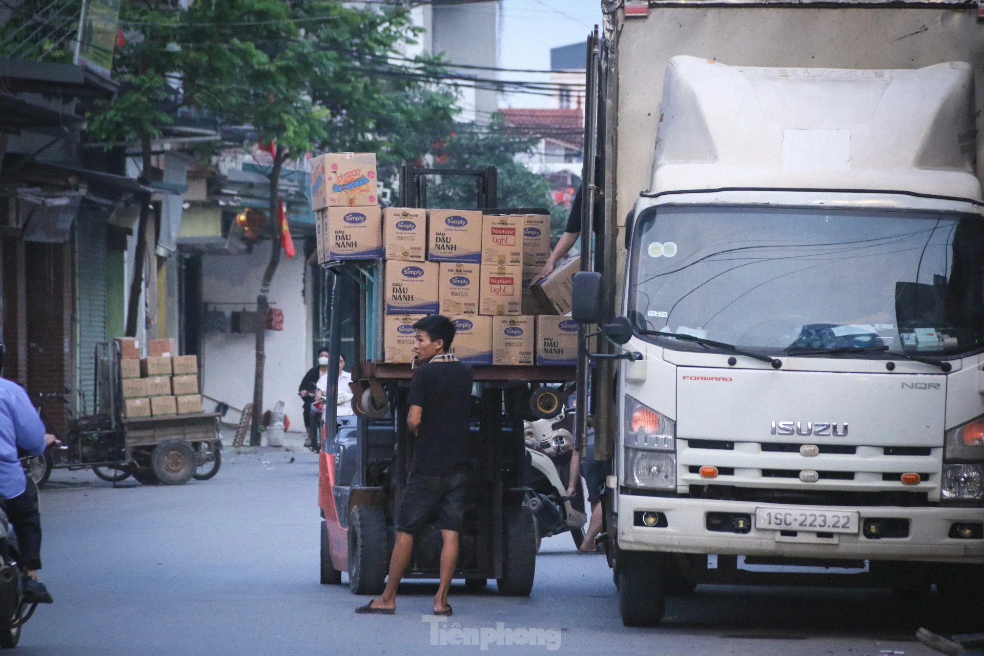 Né kiểm tra bằng chiêu bán kín, thủ phủ bánh kẹo La Phù ảm đạm chưa từng có ảnh 5