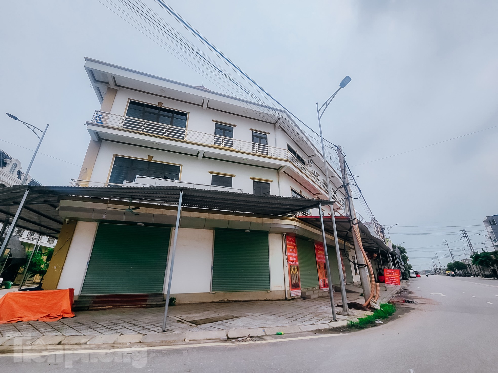 Chợ Thổ Tang nổi tiếng nhất nhì miền Bắc bất ngờ không một bóng người ảnh 3