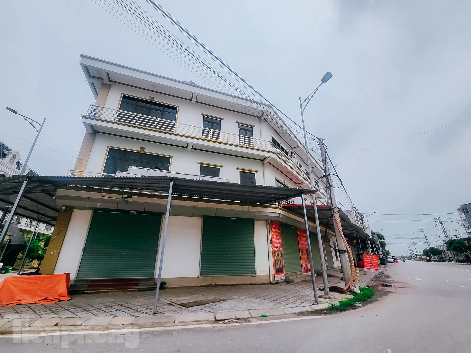 Chợ Thổ Tang nổi tiếng nhất nhì miền Bắc bất ngờ không một bóng người ảnh 3