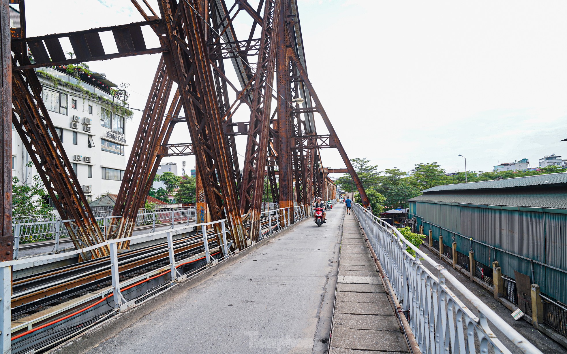 Đường phố Hà Nội thông thoáng trong ngày thứ 2 kỳ nghỉ lễ ảnh 10