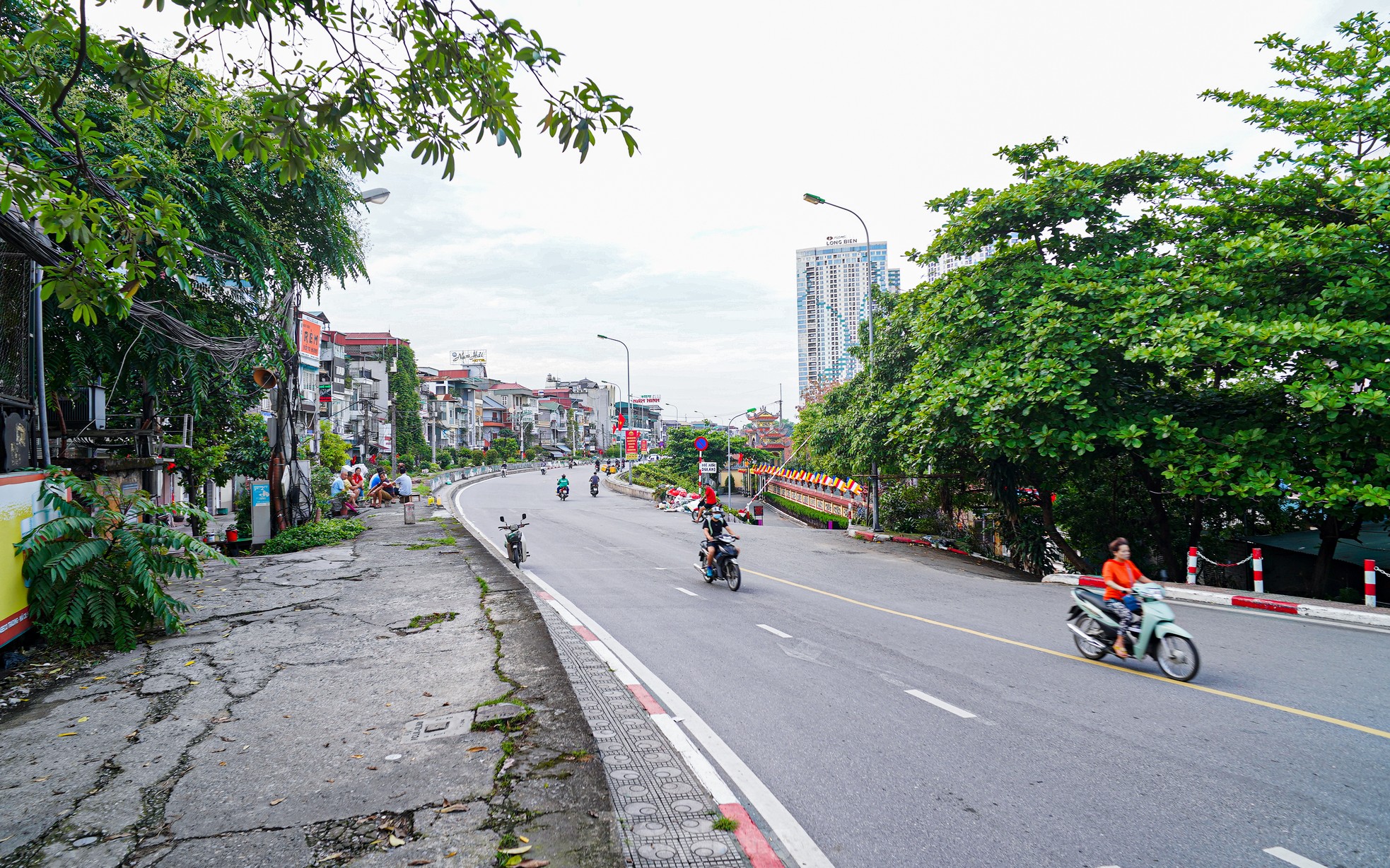 Đường phố Hà Nội thông thoáng trong ngày thứ 2 kỳ nghỉ lễ ảnh 11