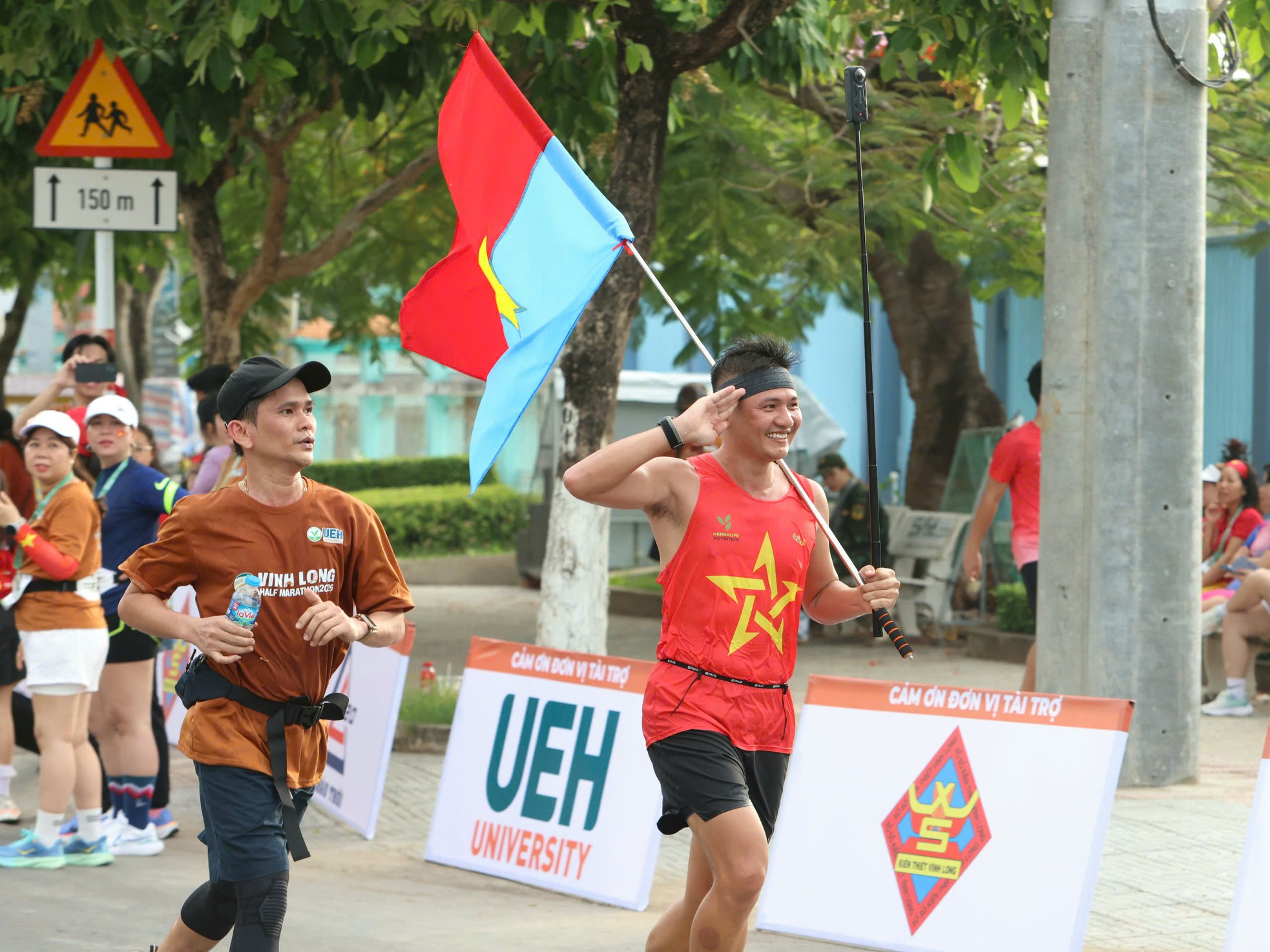 Những hình ảnh tự hào tại giải bán Marathon Vĩnh Long - Hành trình trái tim Mekong ảnh 14