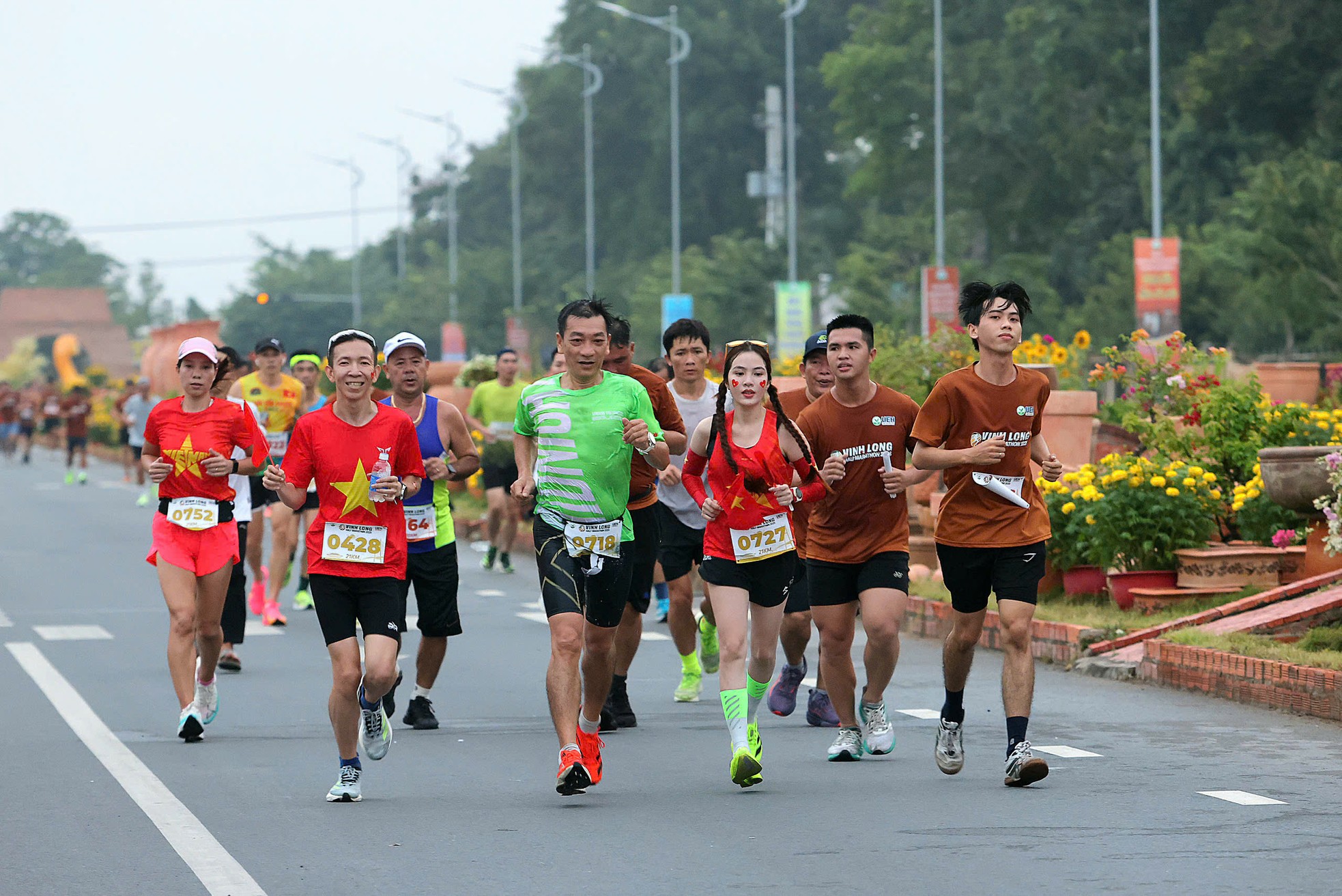 Những hình ảnh tự hào tại giải bán Marathon Vĩnh Long - Hành trình trái tim Mekong ảnh 2