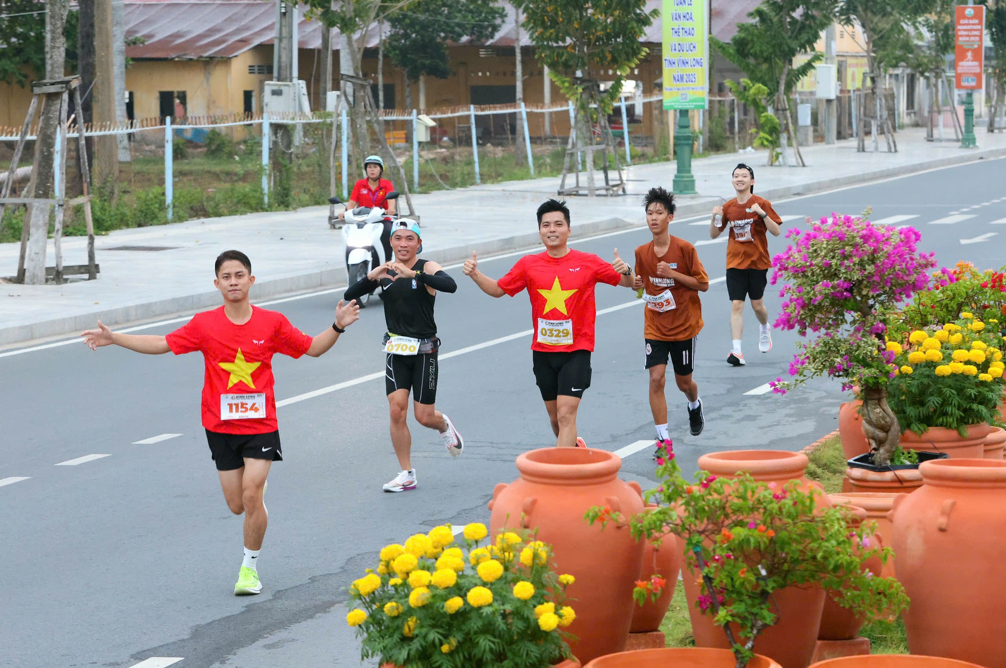 Những hình ảnh tự hào tại giải bán Marathon Vĩnh Long - Hành trình trái tim Mekong ảnh 6