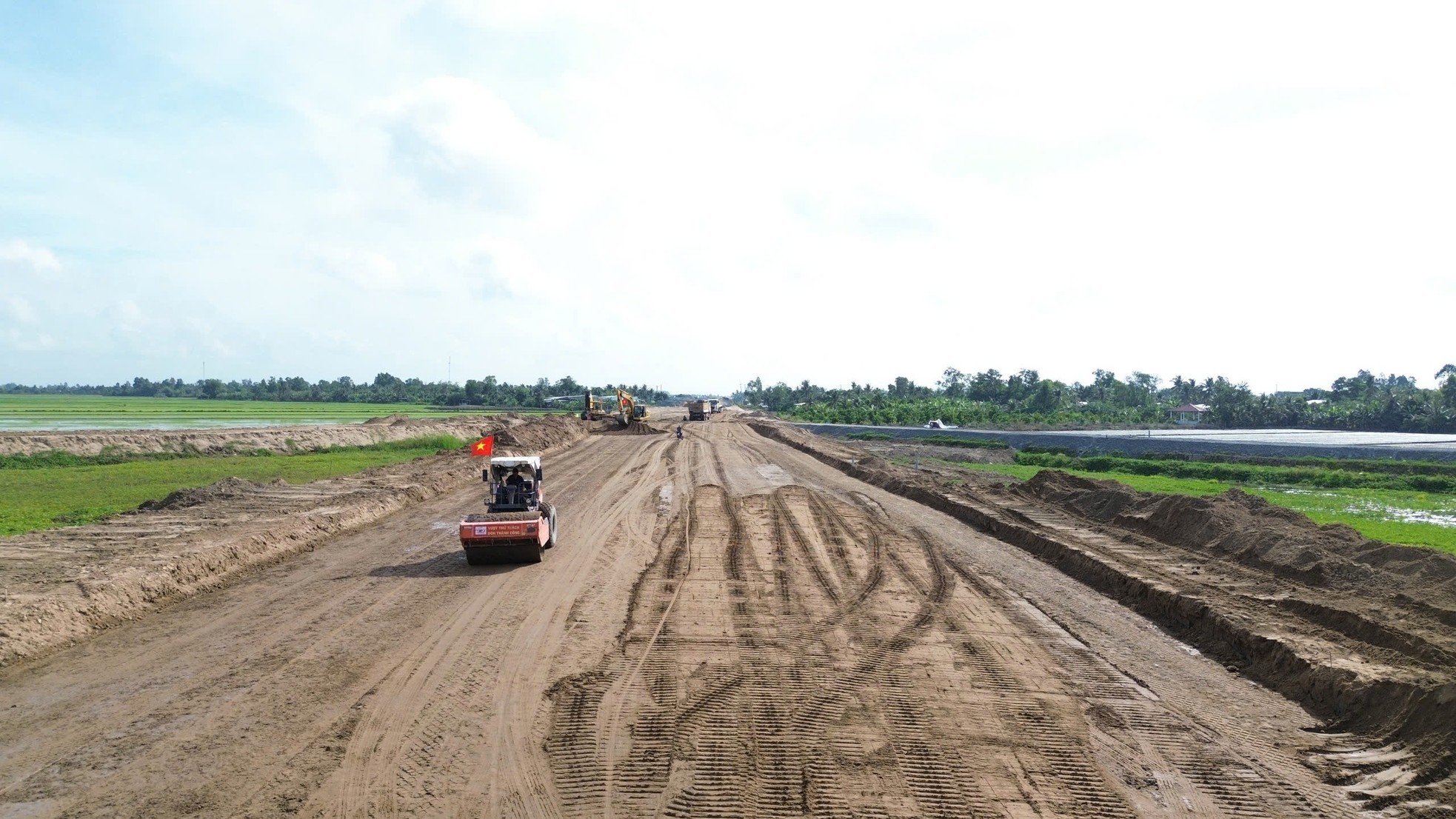 Dự án cao tốc Bắc - Nam qua miền Tây tăng tốc ảnh 9
