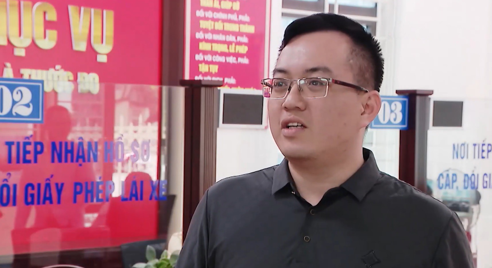Mô hình công an hai cấp nhìn từ thực tiễn ở Lào Cai: Nhiệm vụ mới 'bon bon' nhờ áp dụng công nghệ, rút ngắn thủ tục ảnh 4