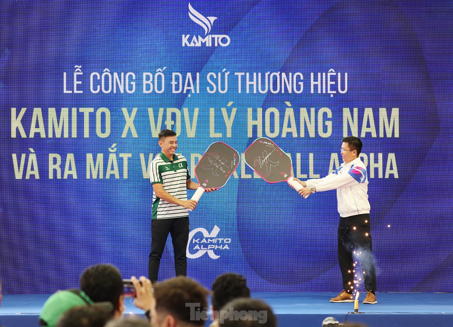 Tay vợt số 1 Việt Nam Lý Hoàng Nam đọ sức tay vợt pickleball top 1 thế giới U17 ảnh 1