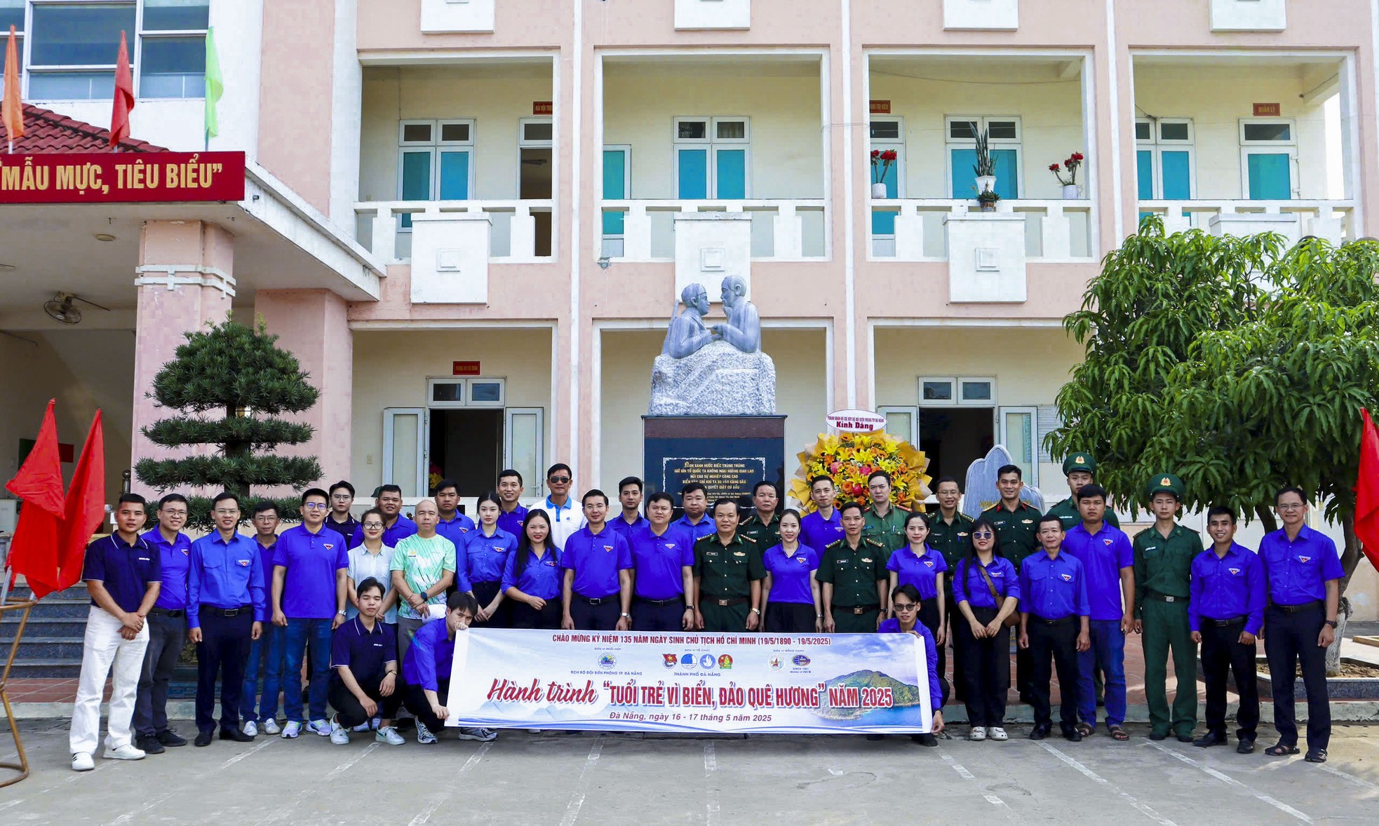 Tuổi trẻ Đà Nẵng hướng về biển đảo quê hương ảnh 1