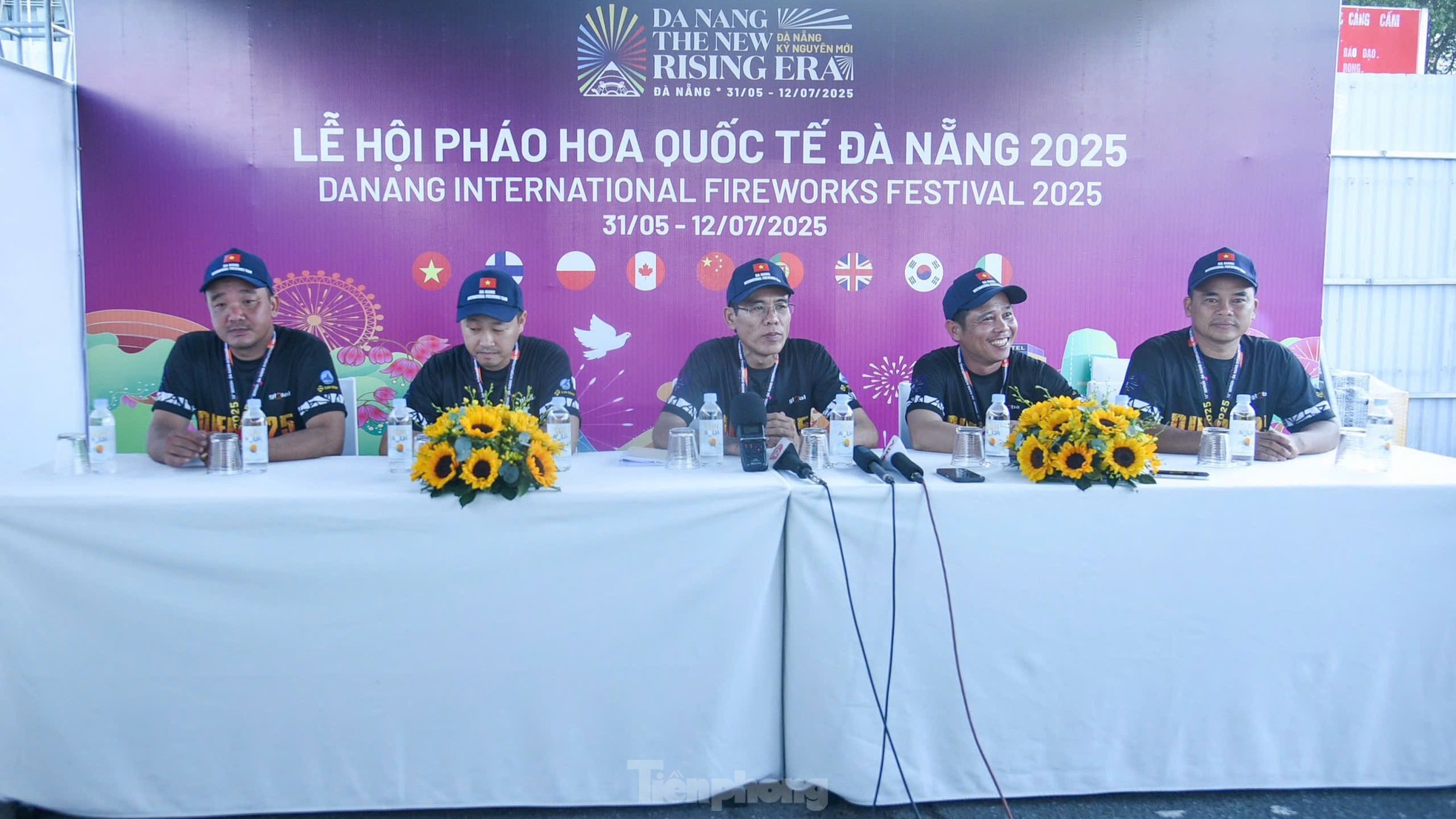 ‘Đột nhập’ trận địa pháo hoa Đà Nẵng trước ngày khai hỏa ảnh 9