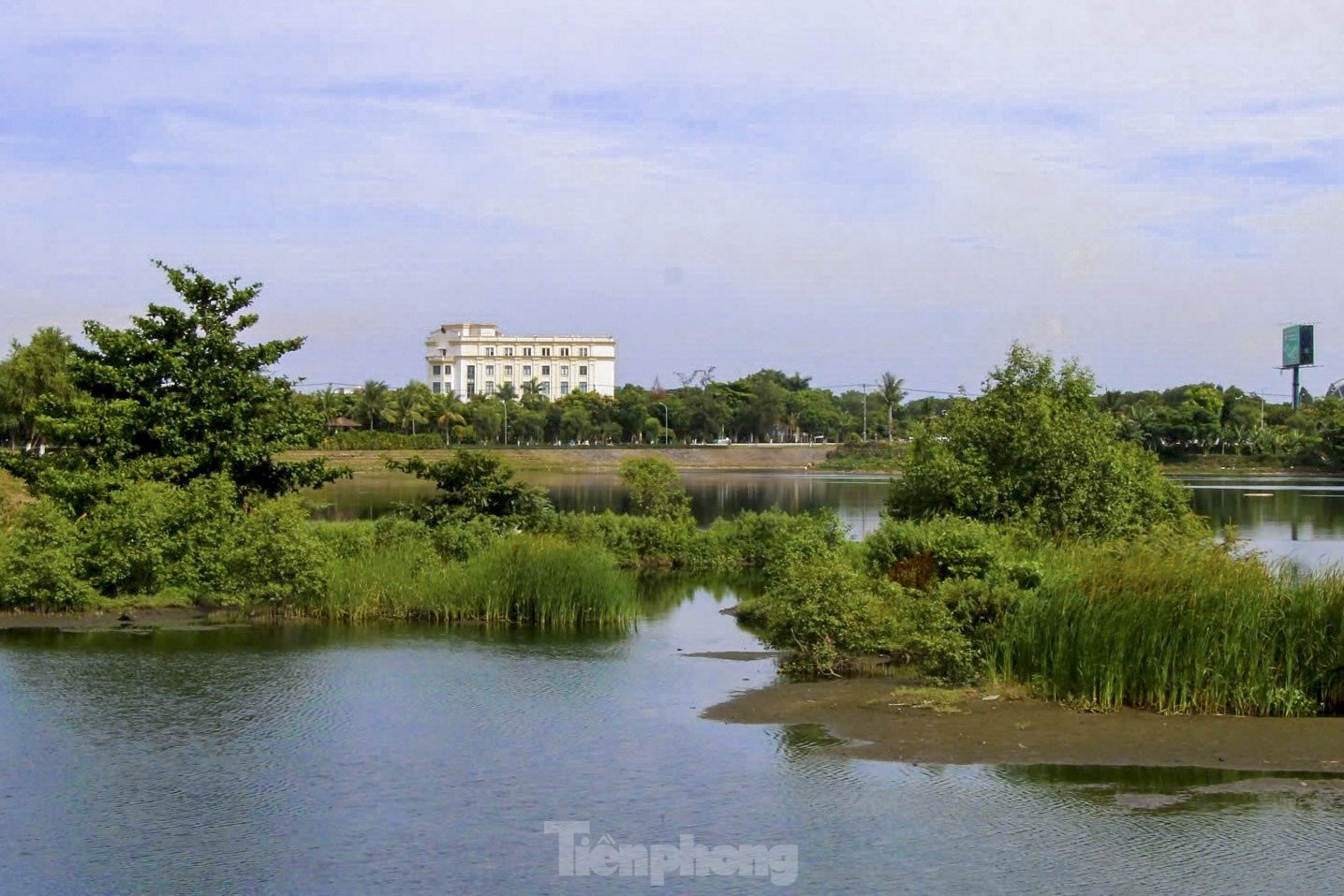 Cận cảnh hồ điều tiết ở Đà Nẵng được đầu tư hơn 17 tỷ đồng để nạo vét ảnh 3