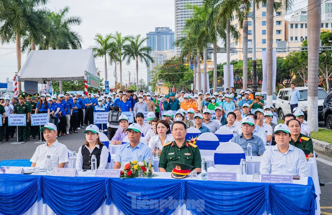 30 phút mỗi sáng chủ nhật làm sạch nơi mình sống ảnh 1