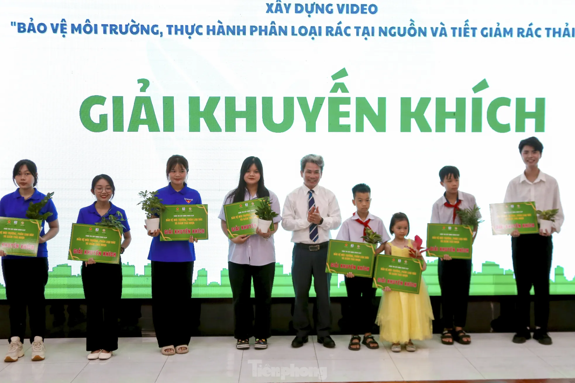 Bạn trẻ Đà Nẵng chung tay chống ô nhiễm nhựa ảnh 11