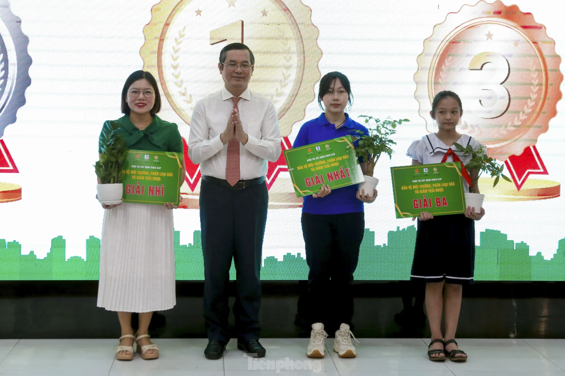 Bạn trẻ Đà Nẵng chung tay chống ô nhiễm nhựa ảnh 10