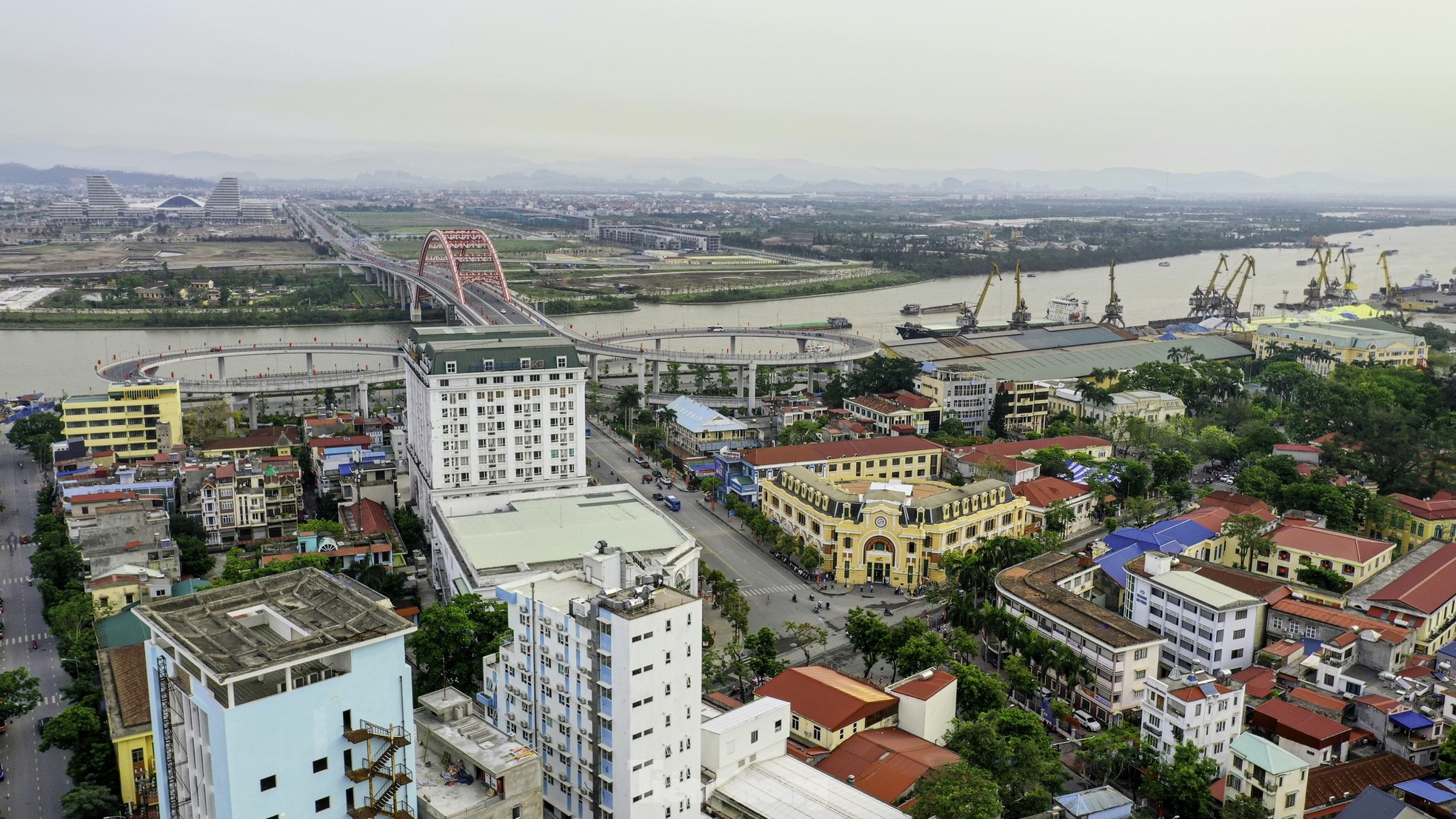 Cận cảnh hai công trình thế kỷ của Hải Phòng trước ngày khánh thành ảnh 14
