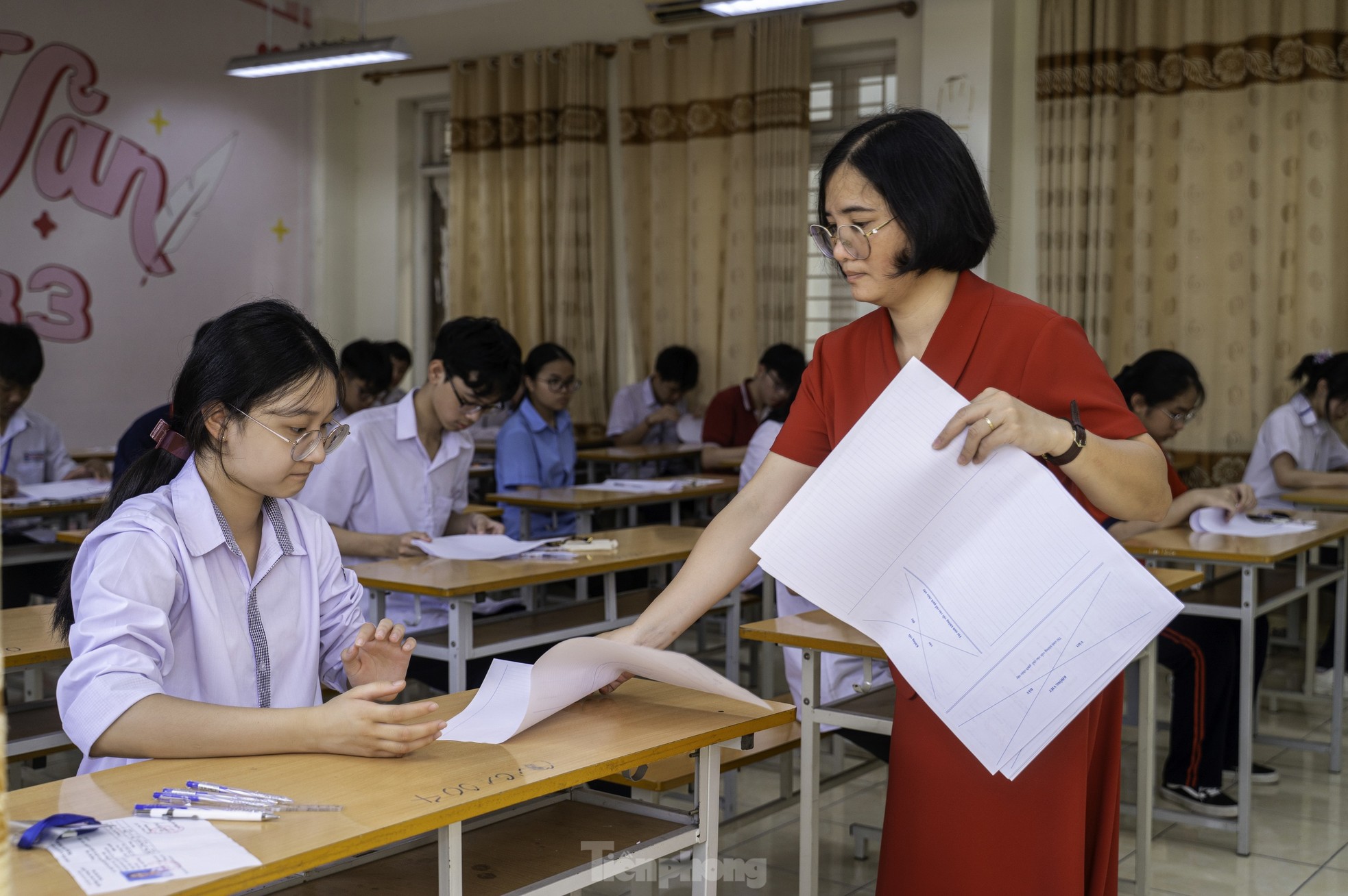 Gần 16.000 học sinh Quảng Ninh thi vào lớp 10, huy động lực lượng lớn công an bảo vệ kỳ thi ảnh 11