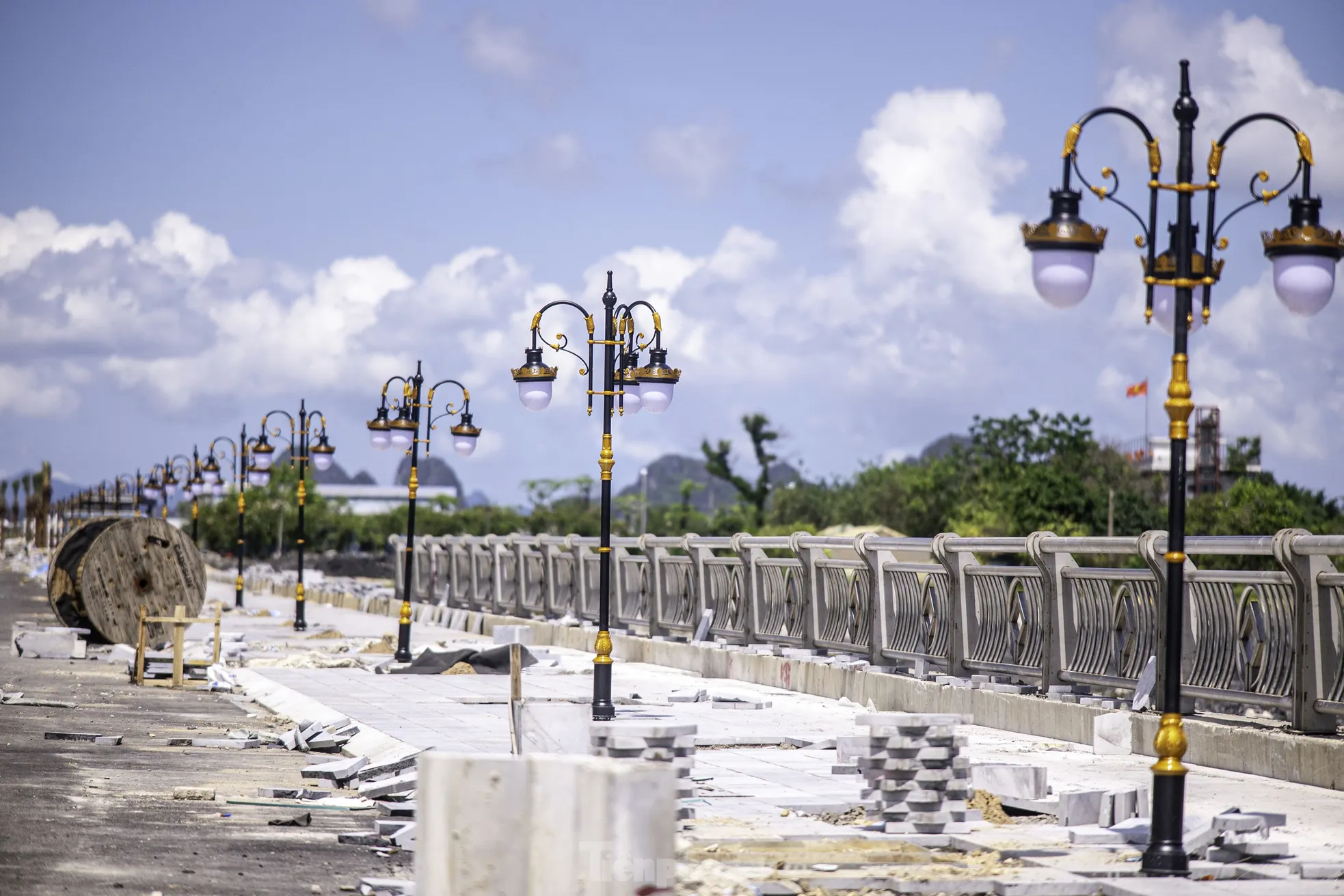 'Bay' trên đường bao biển gần 500 tỷ đồng sắp hoàn thành ở Cẩm Phả ảnh 9