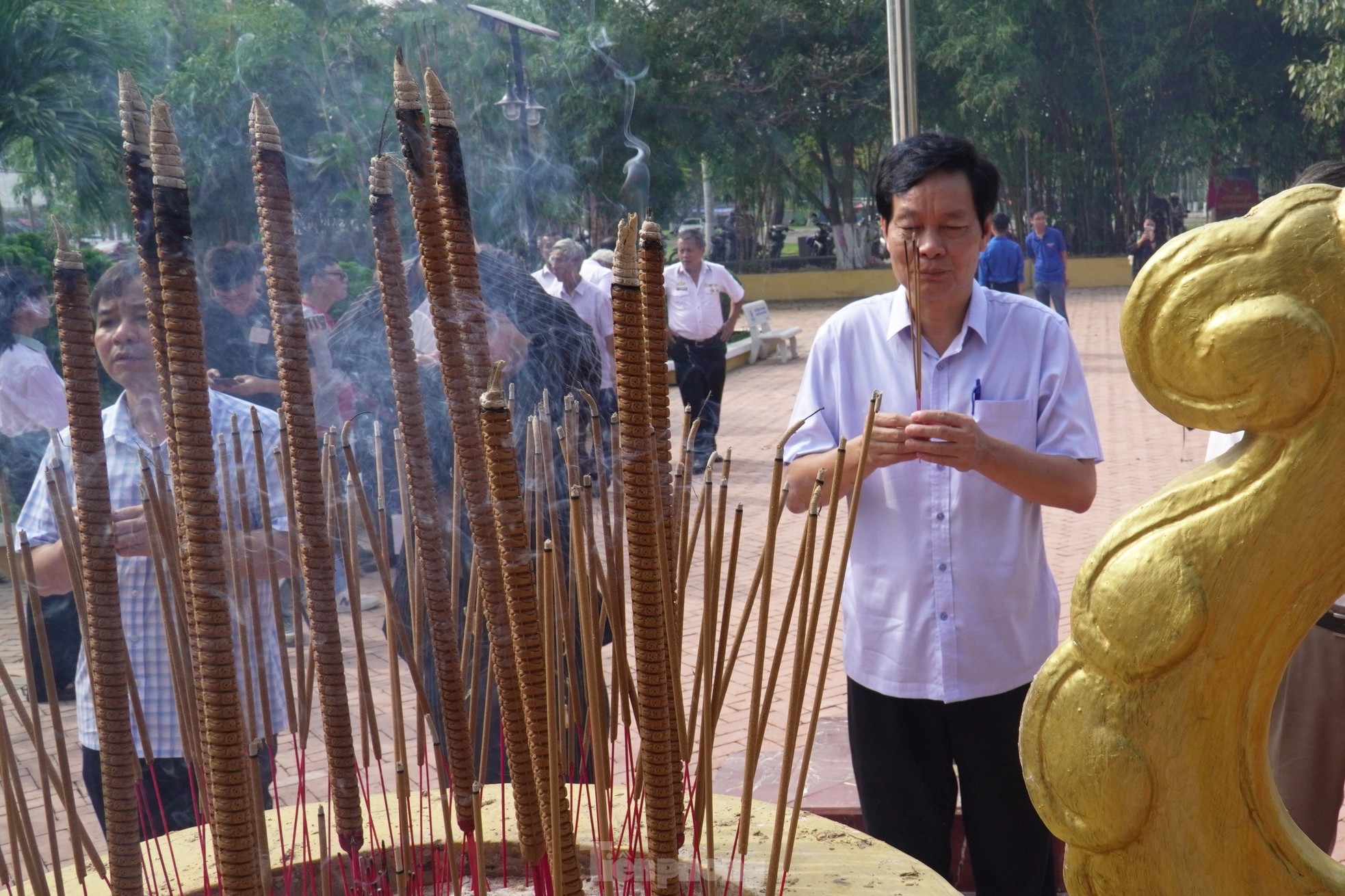 14/3 năm nay, bia tưởng niệm ở Đà Nẵng có thêm tên 3 liệt sĩ Gạc Ma ảnh 12