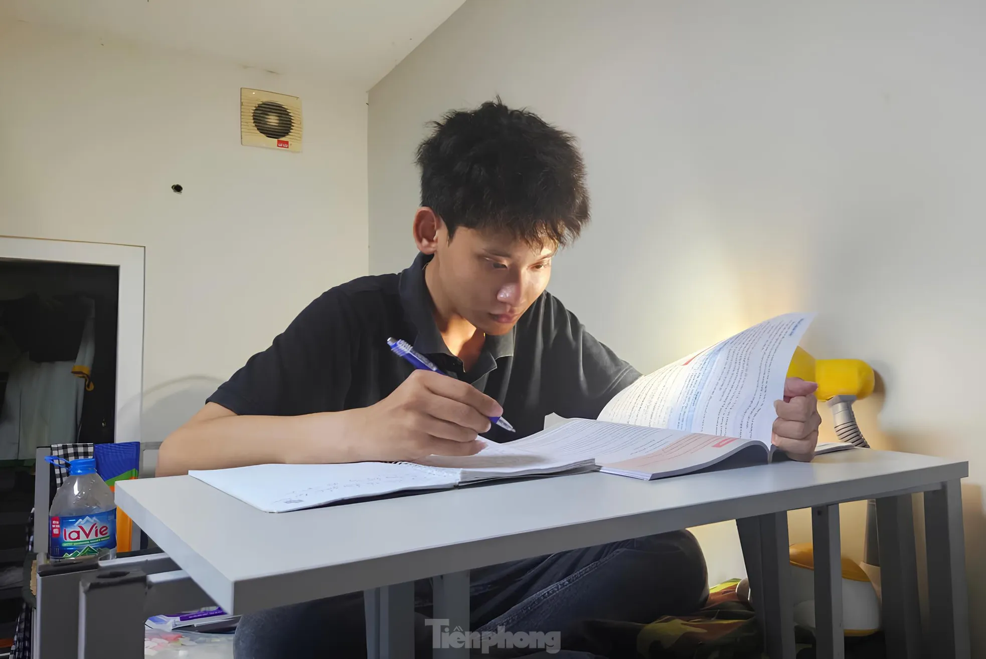 Đại gia đình đưa 21 sĩ tử đặc biệt ở Đà Nẵng đi thi - Ảnh 6. Đại gia đình đưa 21 sĩ tử đặc biệt ở Đà Nẵng đi thi - Ảnh 6.