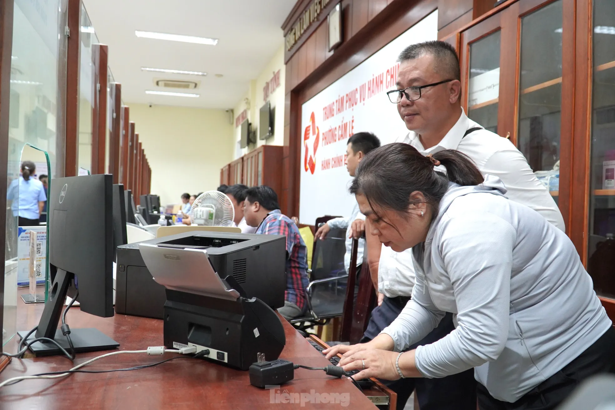 Cận cảnh những giờ phút hoạt động cuối cùng của cấp quận tại Đà Nẵng ảnh 3