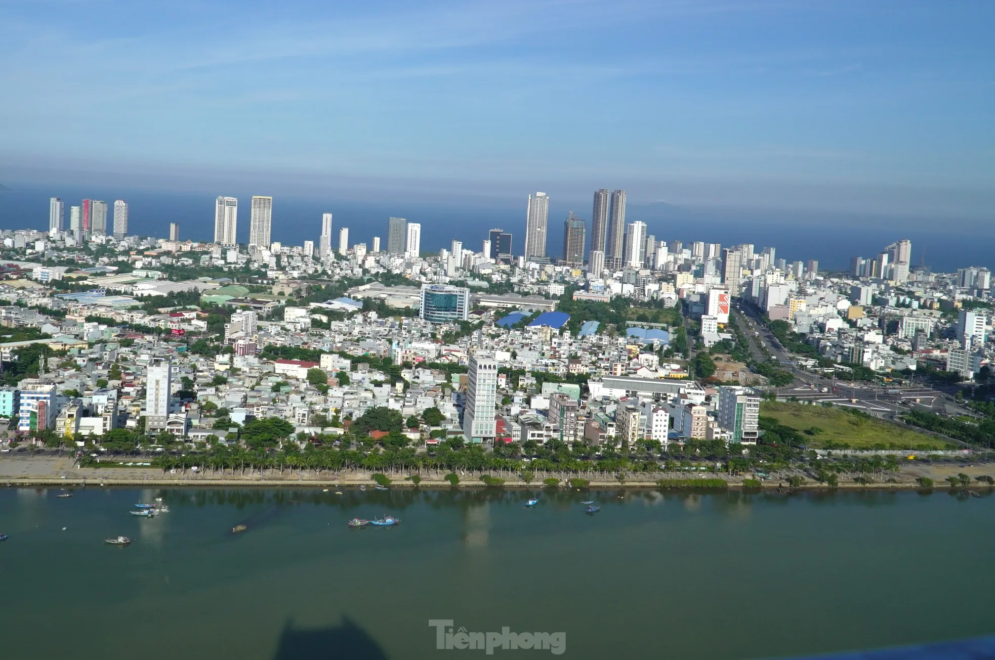 Ngắm những tuyến đường có giá đất "bỏng tay" ở Đà Nẵng ảnh 4
