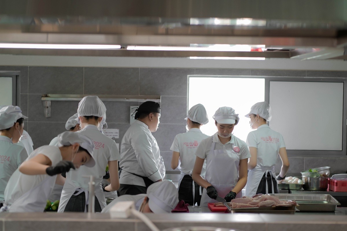 Thí sinh Hoa hậu Việt Nam 2024 thực hiện dự án cộng đồng ở tập 4 show thực tế ảnh 16