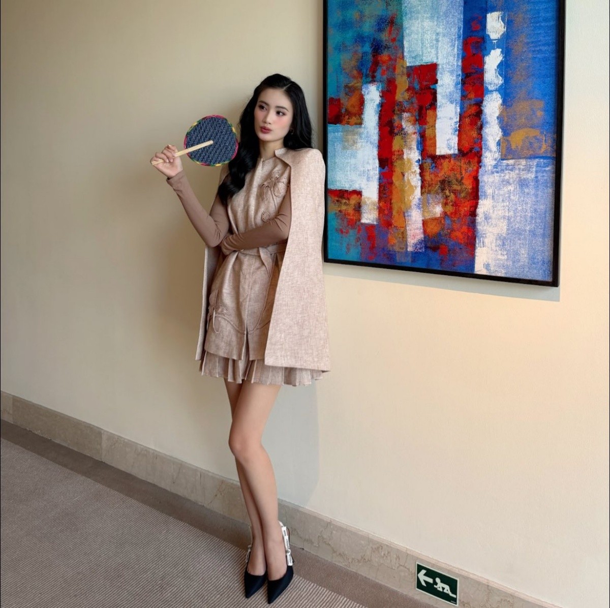 Trang phục 2 ngày đầu của Hoa hậu Ý Nhi tại Miss World 2025 được khen ảnh 6