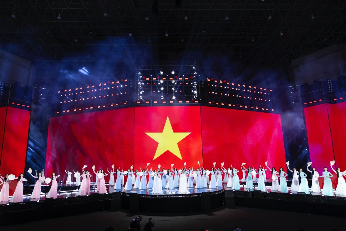 Lộ diện 25 thí sinh vào vòng Chung kết Hoa hậu Việt Nam 2024 ảnh 1