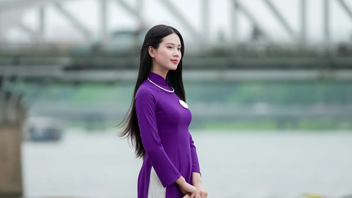 Ngắm Top 25 Hoa hậu Việt Nam 2024 đẹp dịu dàng trong bộ ảnh áo dài tại Huế ảnh 7