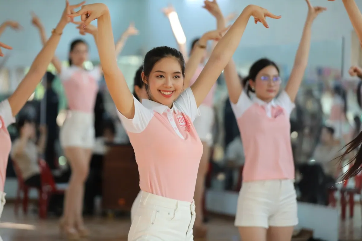 Hoa hậu Việt Nam 2024: 25 người đẹp sẵn sàng toả sáng trong đêm Chung kết ảnh 8