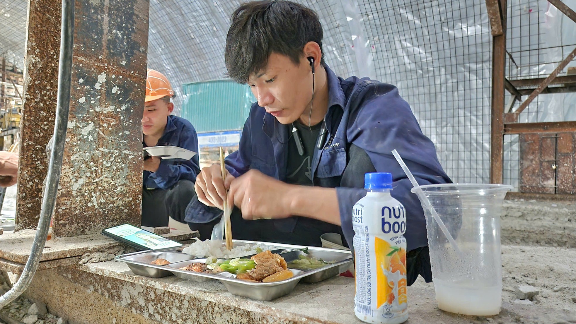 Thi công xuyên lễ trên đại công trường cao tốc Bắc Nam ảnh 4